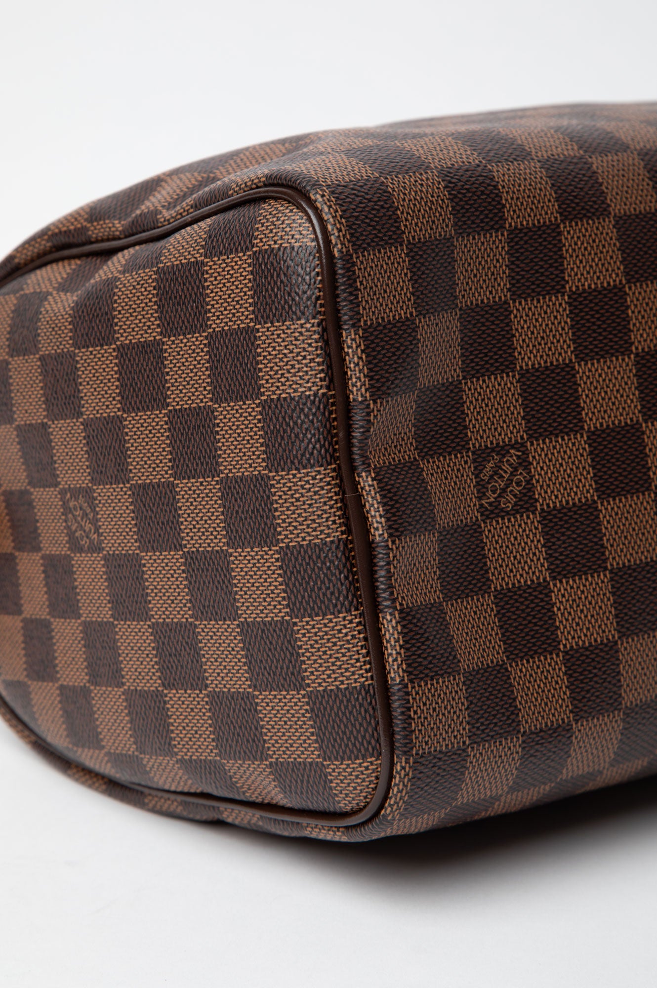 Louis Vuitton 2016 Damier Ebene Speedy 25 Bag