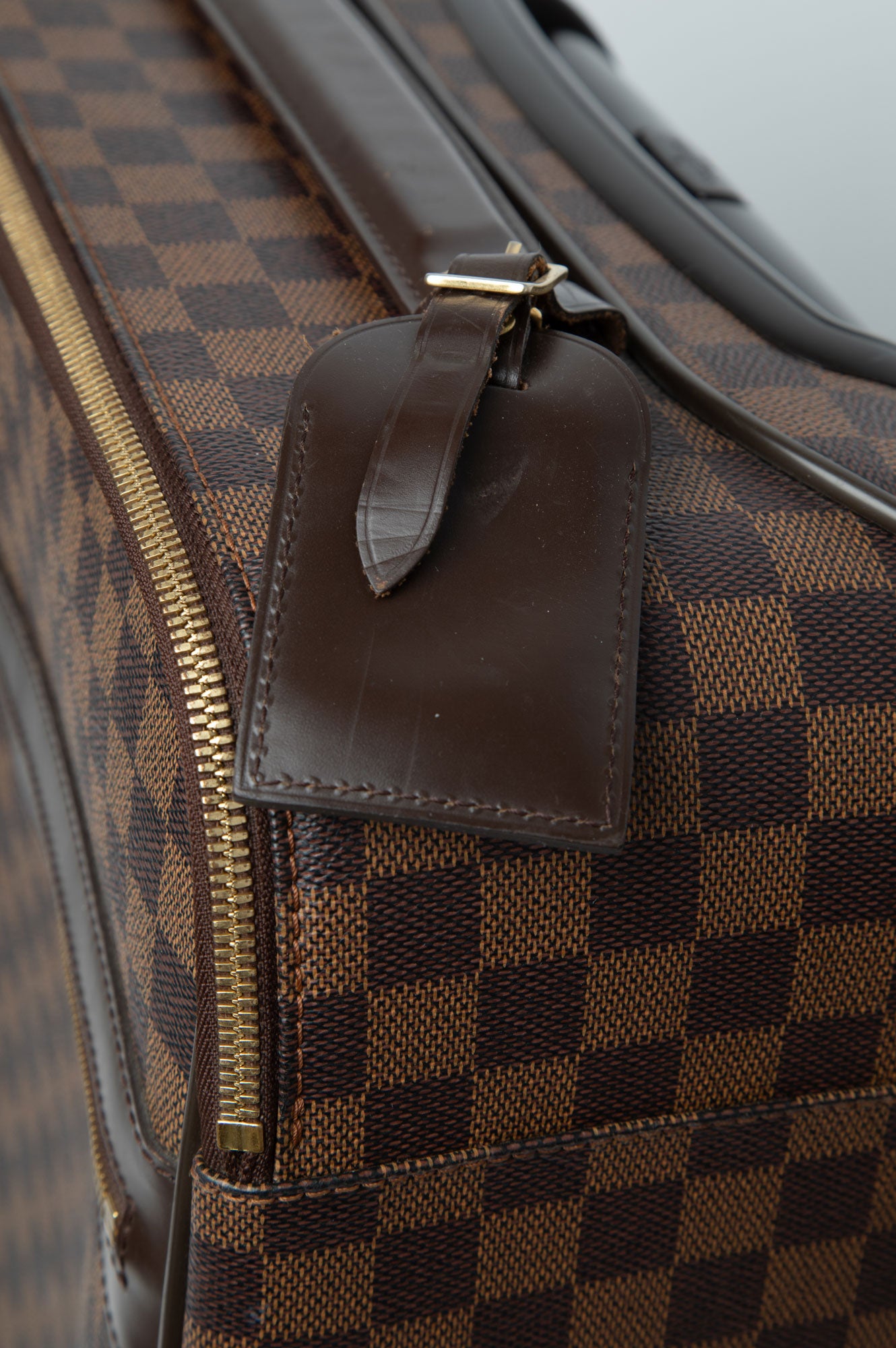 Louis Vuitton Damier Ebene
Pegase Trolley Suitcase