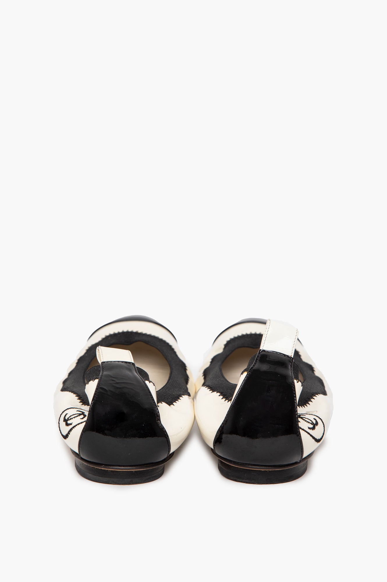 Chanel Black/White Patent leather CC Cap Toe Ballet Flats Size 37