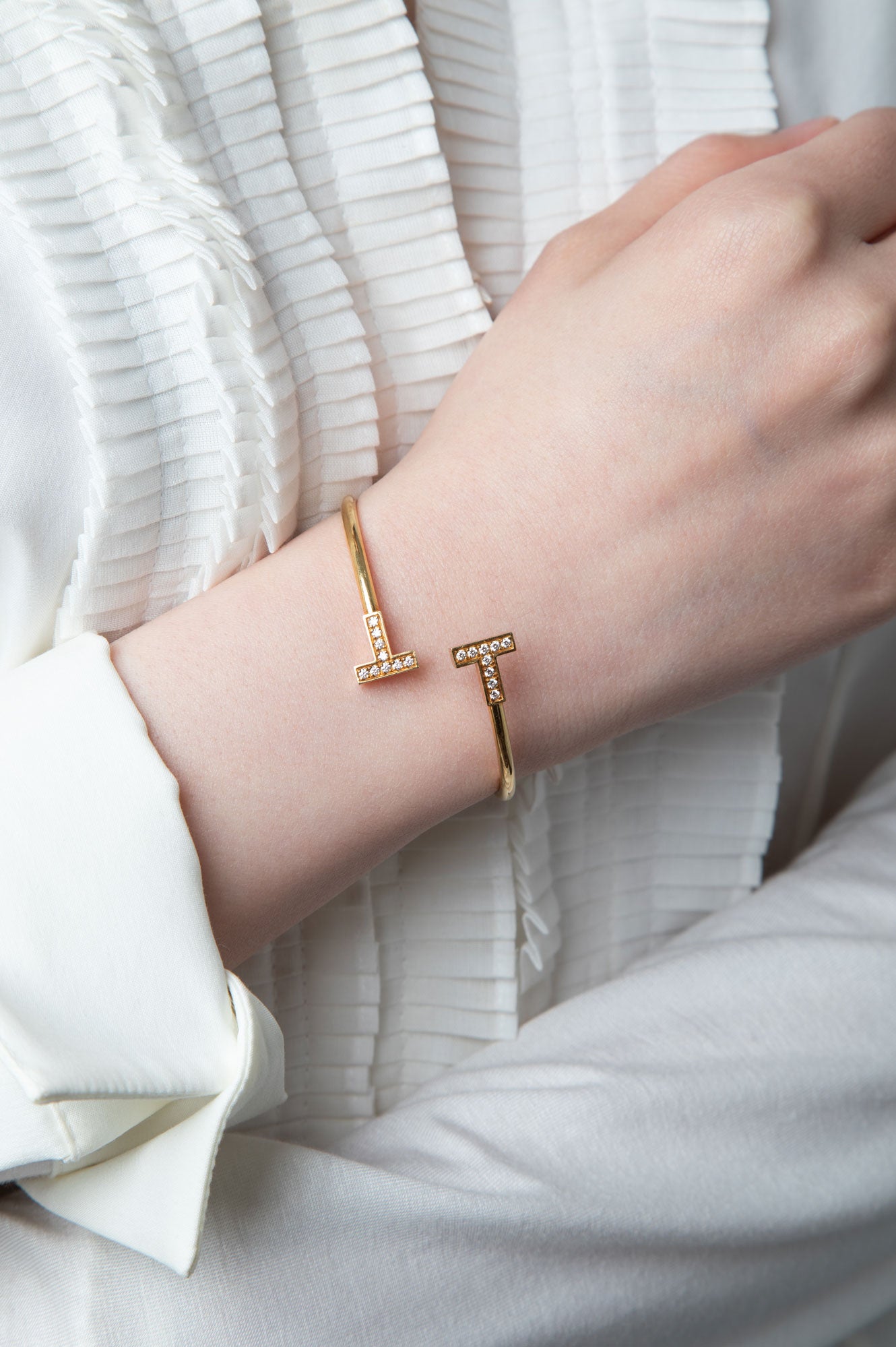 Tiffany & Co 18K Yellow Gold Diamond Bracelet Small