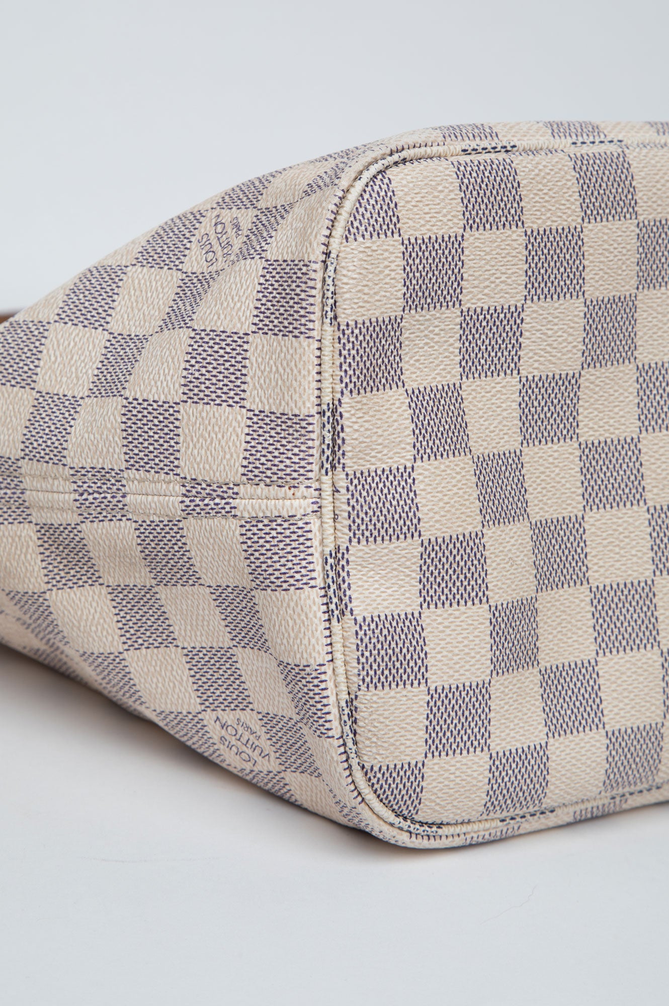 Louis Vuitton Damier Azuer Neverfull MM