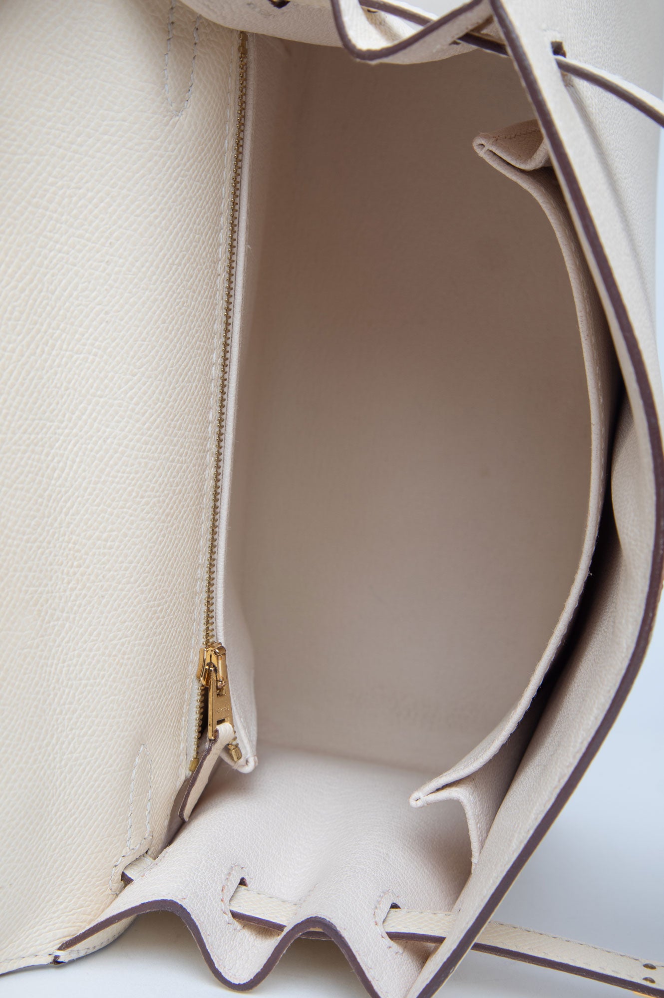 Hermes Nata Epsom Kelly 25 Sellier GHW Bag
