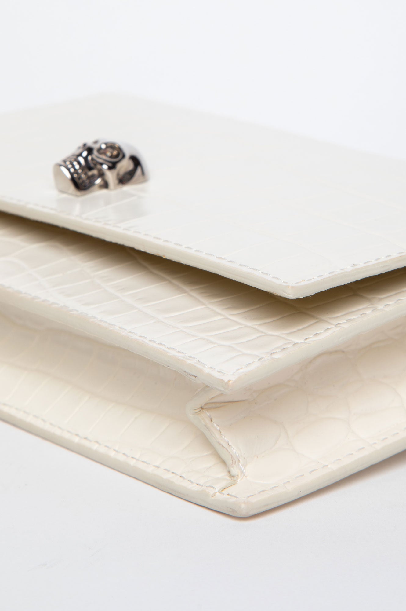 Alexander McQueen White Croc-Embossed Double Chain Skull Bag