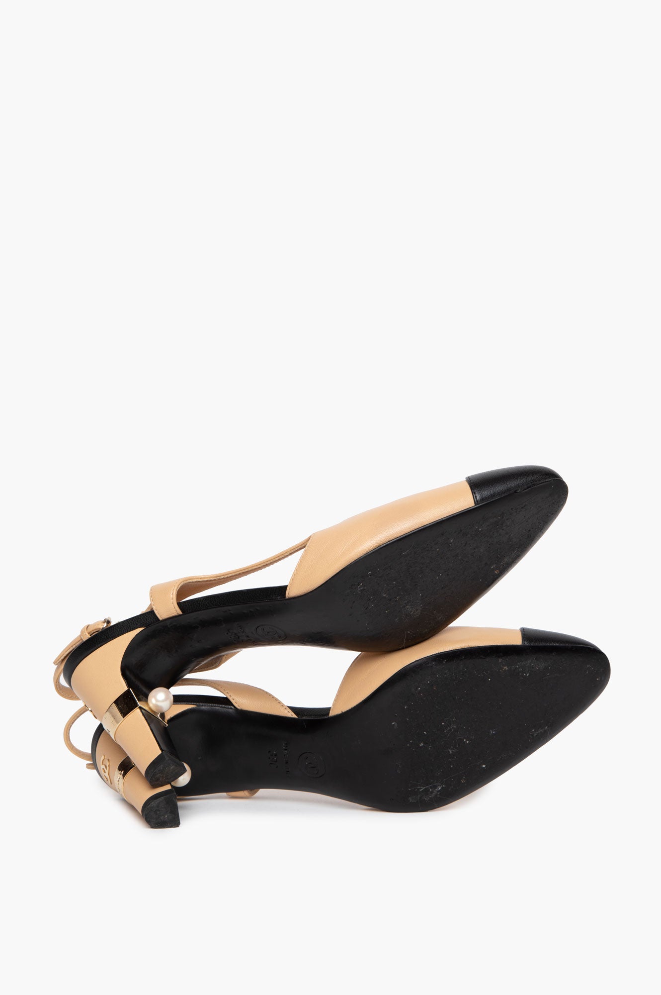 Chanel Beige/Black Slingback Cap Toe Pearl Pumps Size 39C