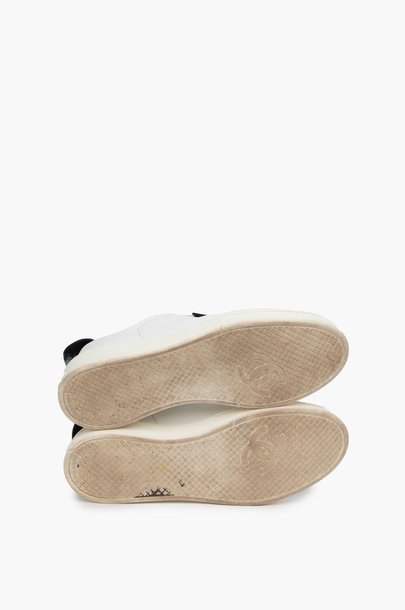 Chanel White Lace Up Weekend Sneaker Size 37