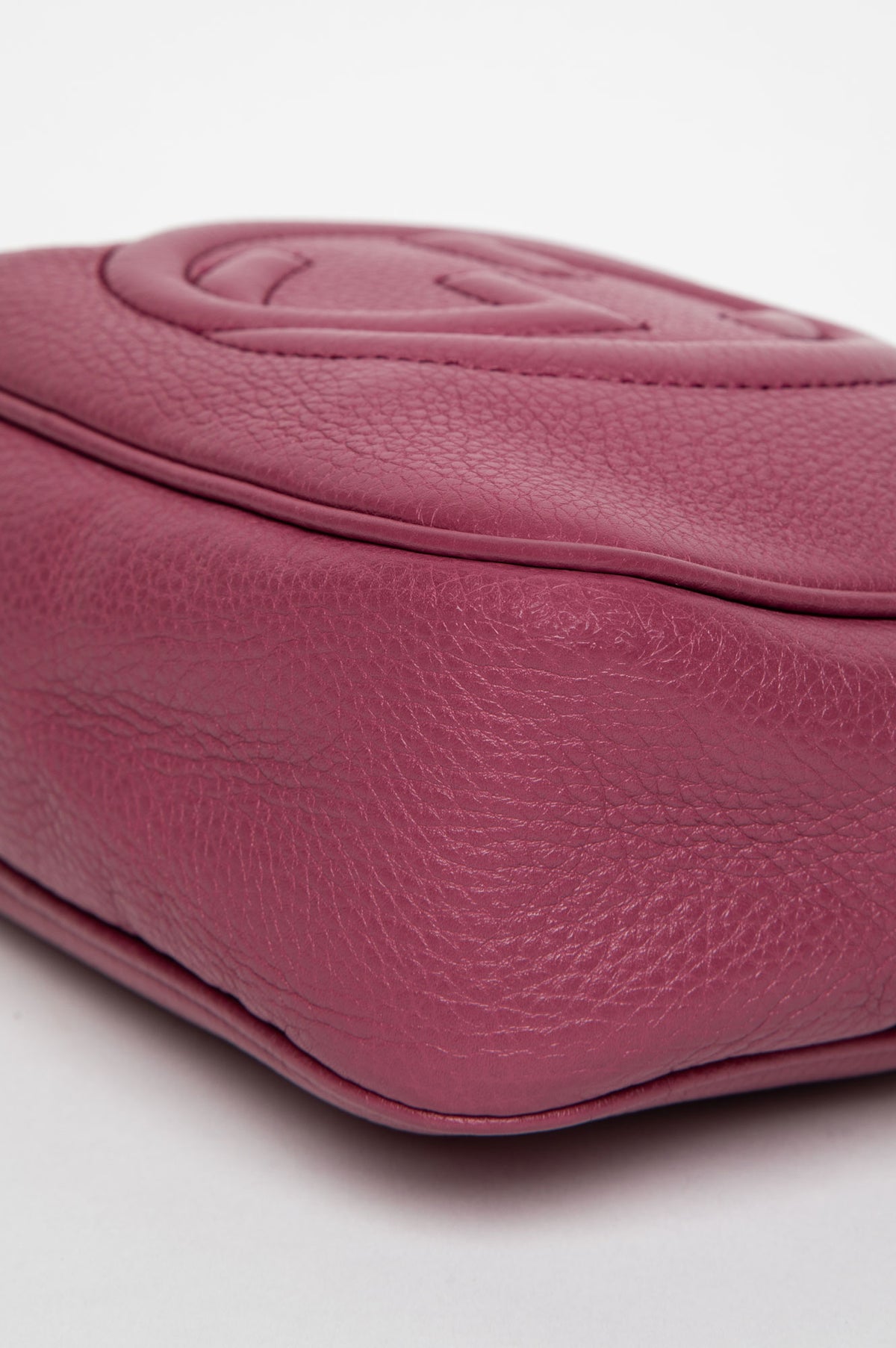 Gucci Peonia Pebbled Calfskin Small Soho Disco Crossbody Bag