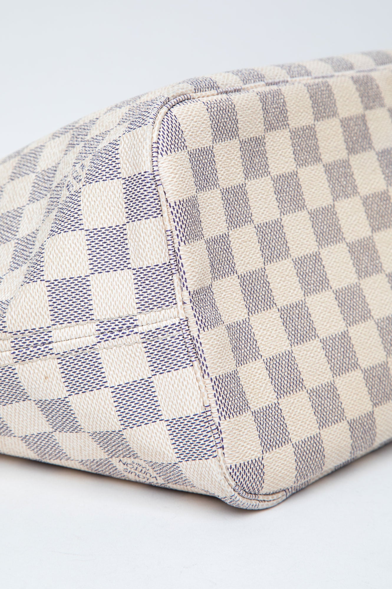 Louis Vuitton Damier Azur Neverfull MM