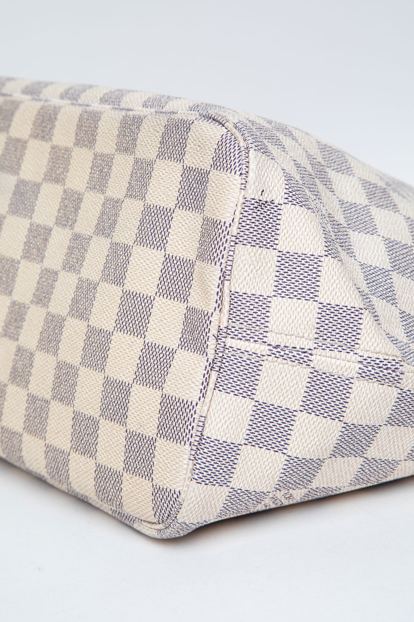 Louis Vuitton Damier Azur Neverfull MM