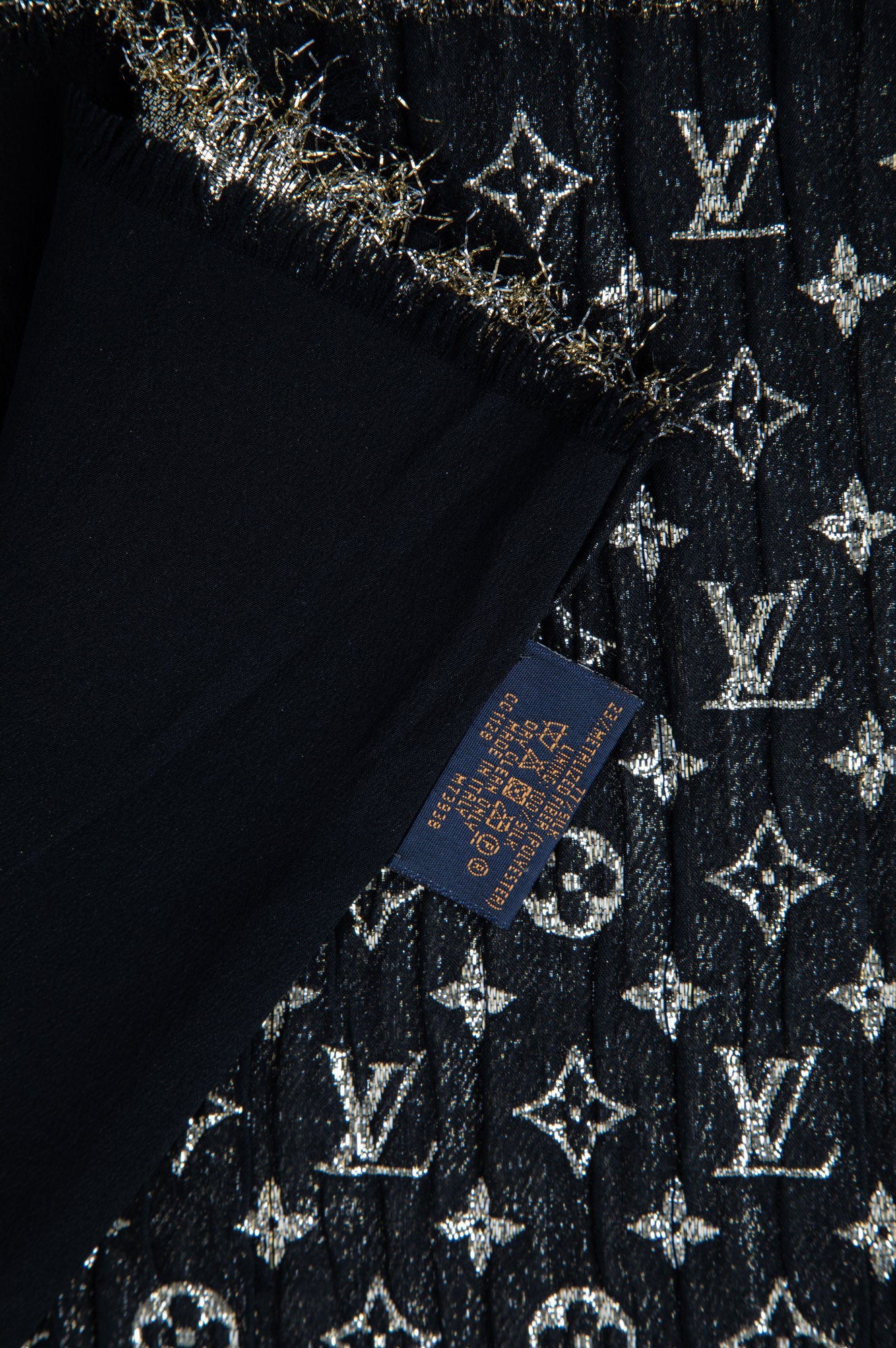 Louis Vuitton Black Monogram So Glitter Silk Shawl Scarf