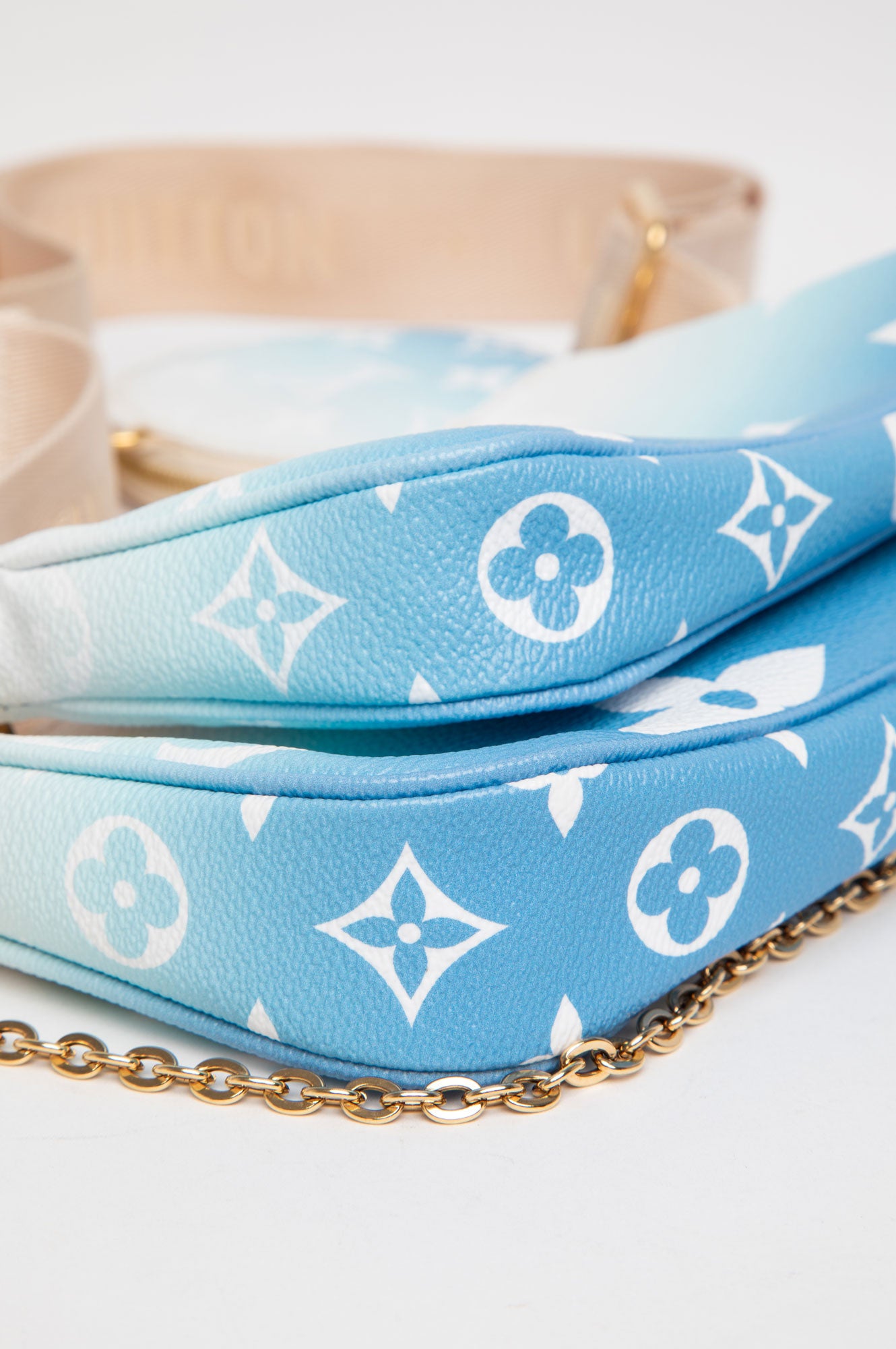 Louis Vuitton Blue Monogram Giant By The Pool Multi Pochette