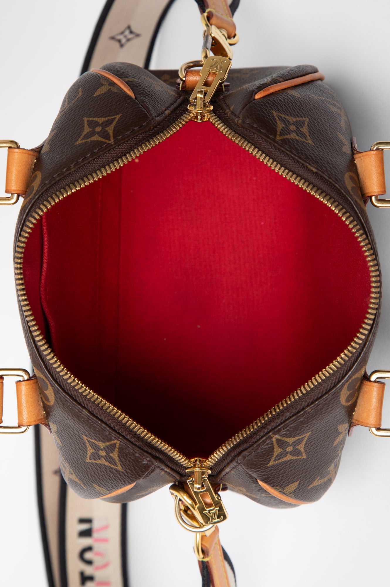 Louis Vuitton Brown Monogram Speedy Bandoulière 20 Bag