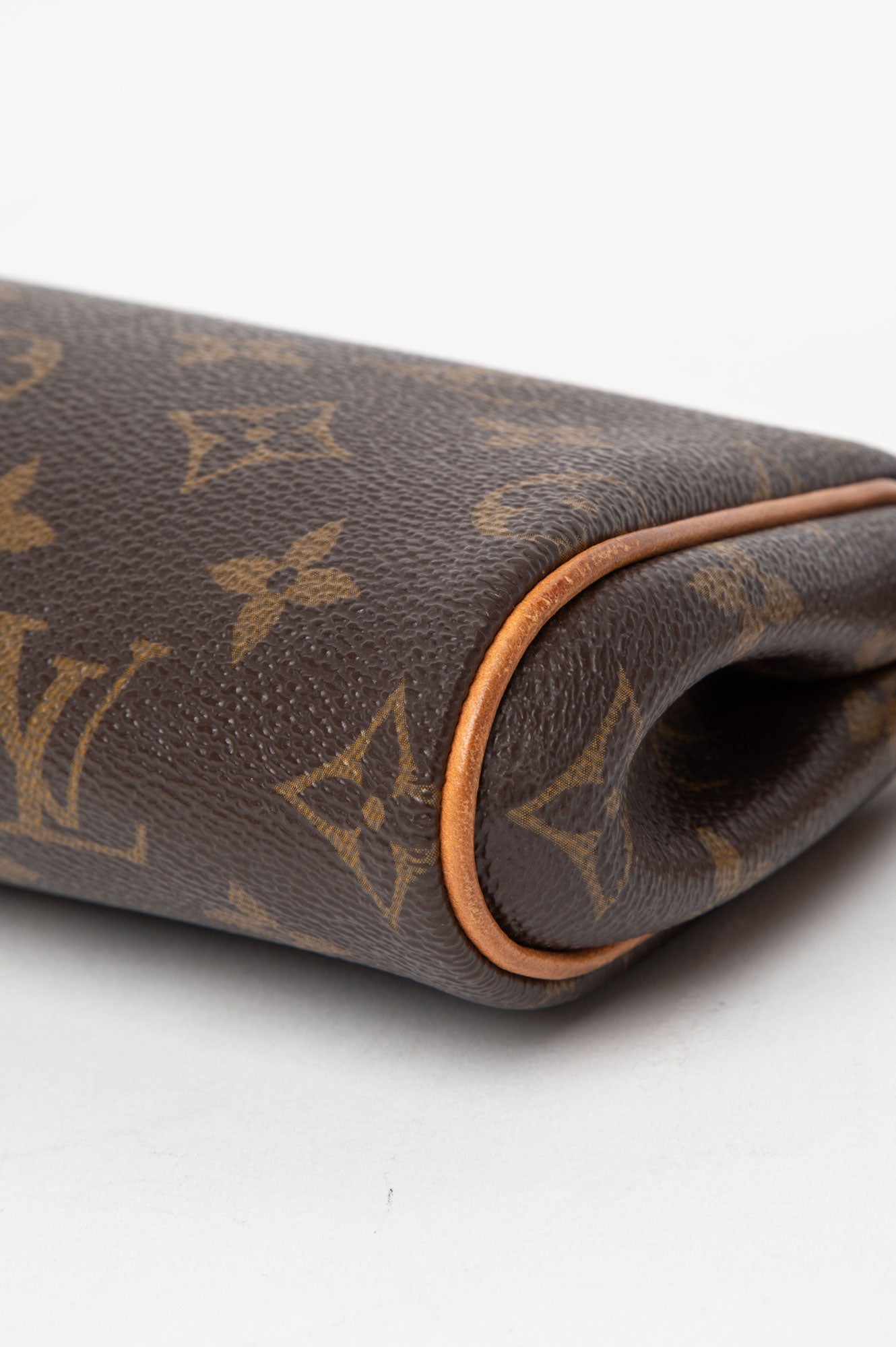 Louis Vuitton Monogram Eva Pochette With Strap