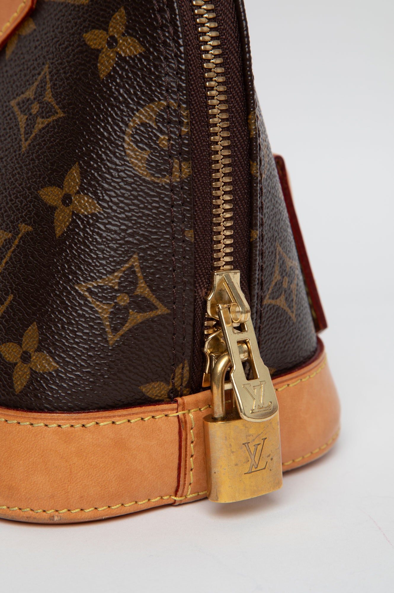 Louis Vuitton Alma BB Bag With Strap