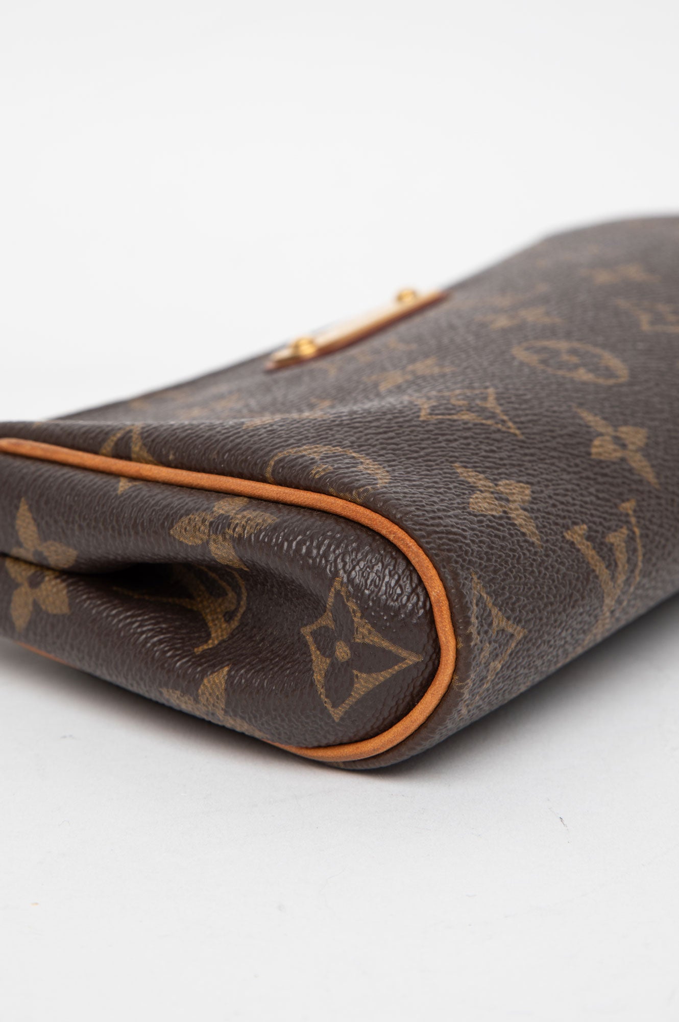 Louis Vuitton Monogram Eva Pochette With Strap