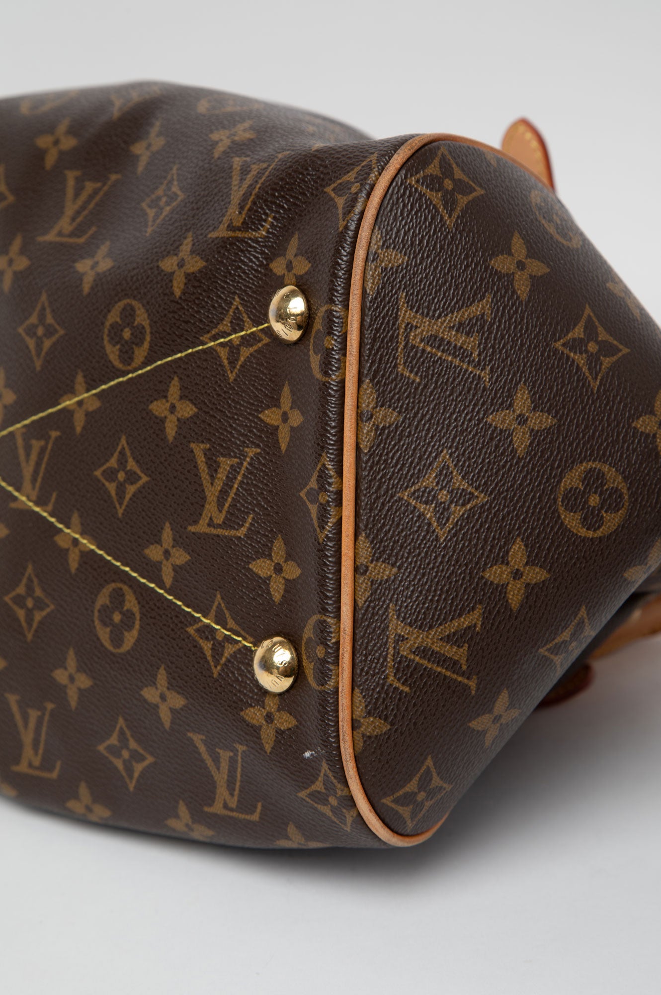 Louis Vuitton Tivoli GM Tote Bag
