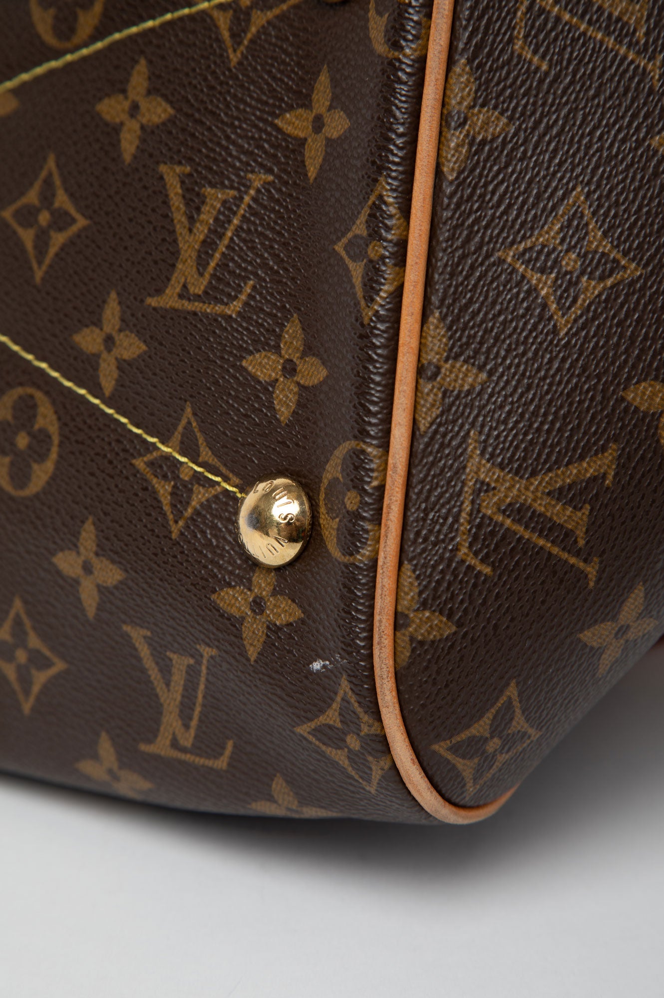 Louis Vuitton Tivoli GM Tote Bag