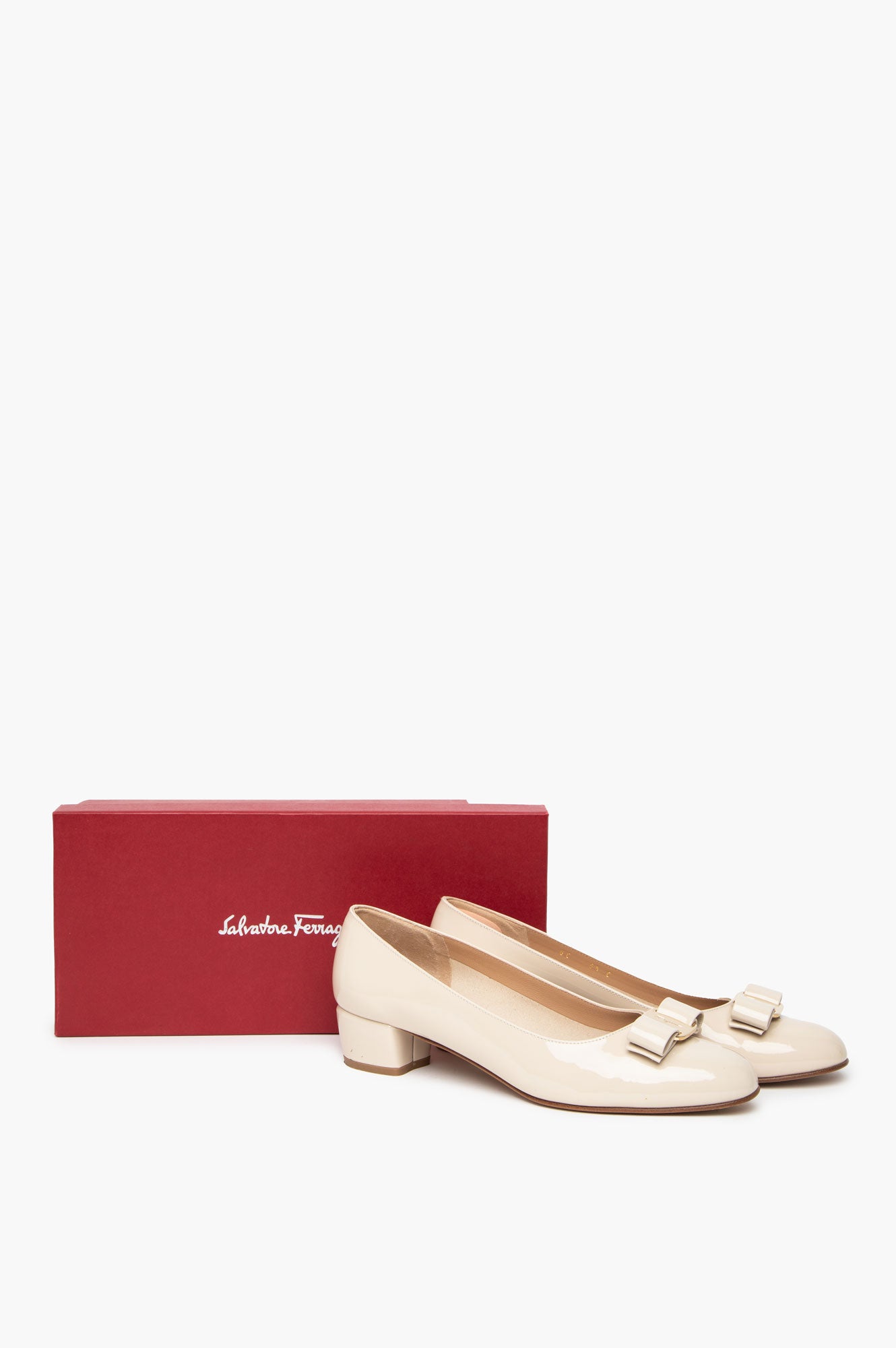 Salvatore Ferragamo Beige Patent Vara 1 Pump