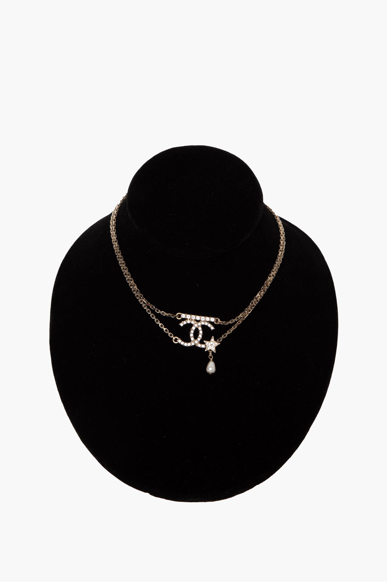 Chanel 2022 CC Logo Star Necklace