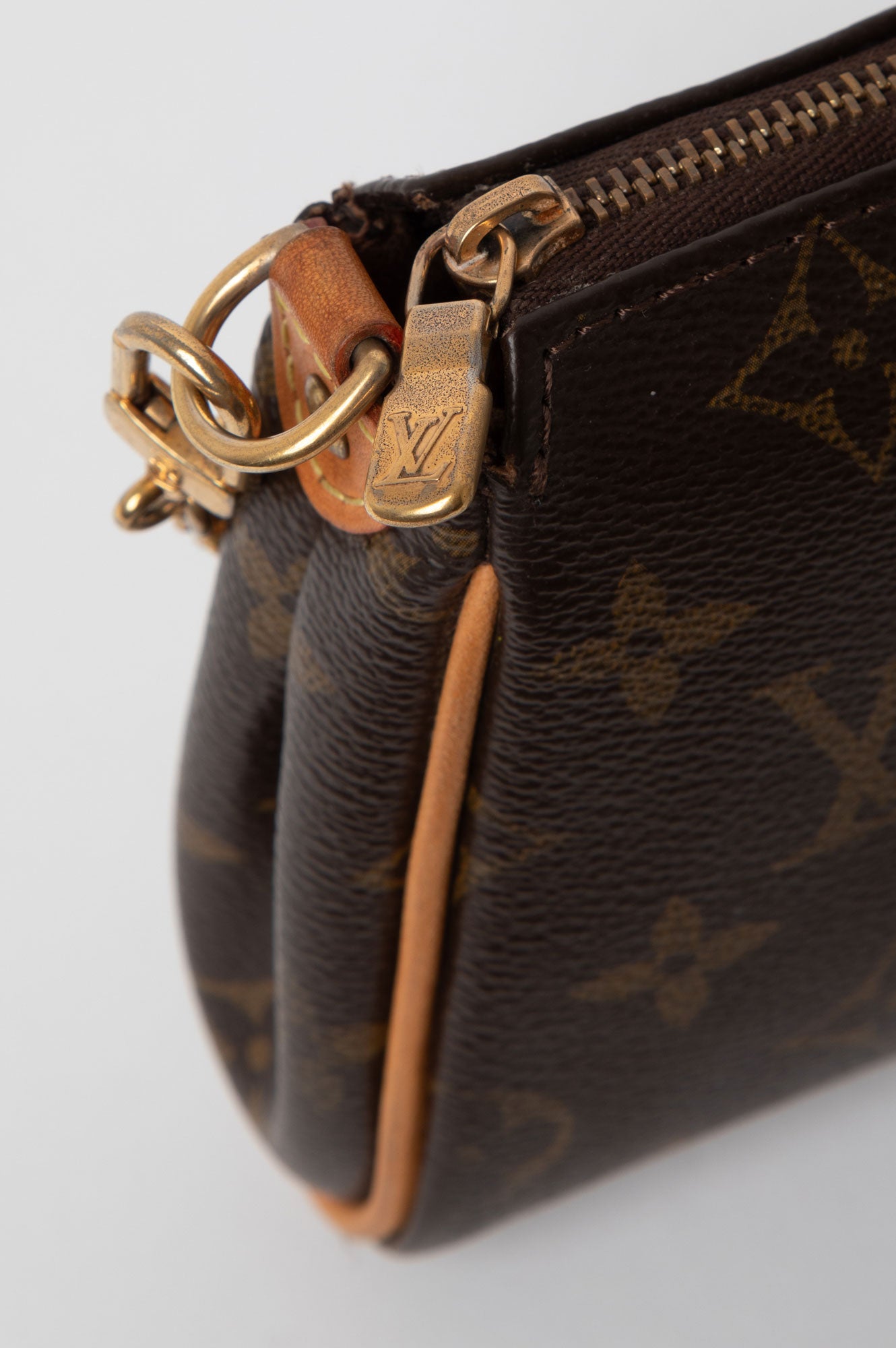 Louis Vuitton Eva Bag With Strap
