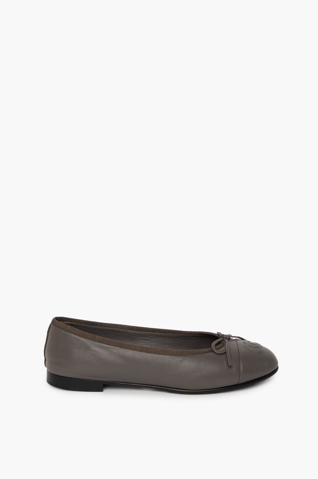 Chanel Dark Grey Leather Ballet Flats Size 37.5C