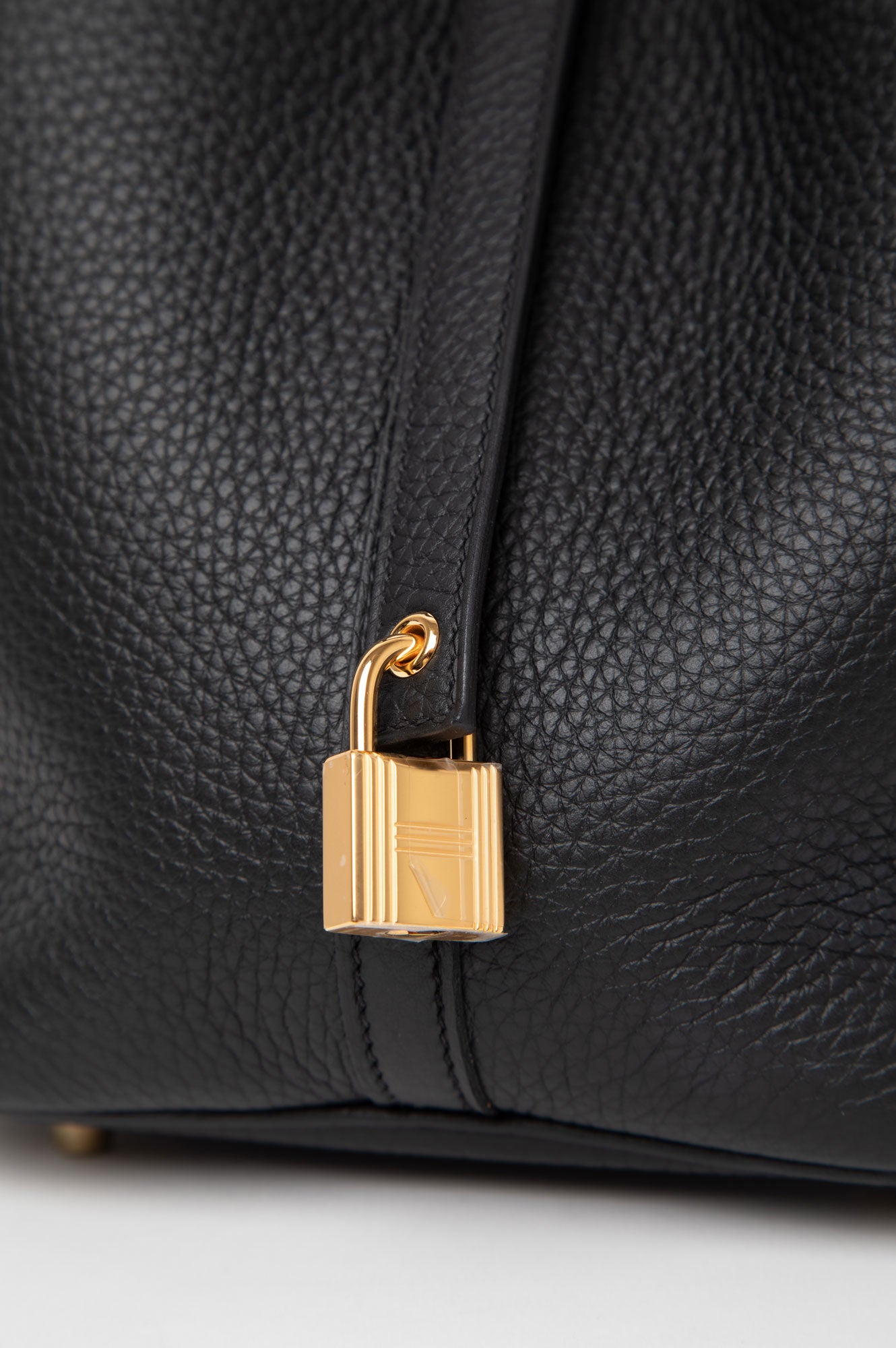 Hermes Black Clemence Picotin Lock 22