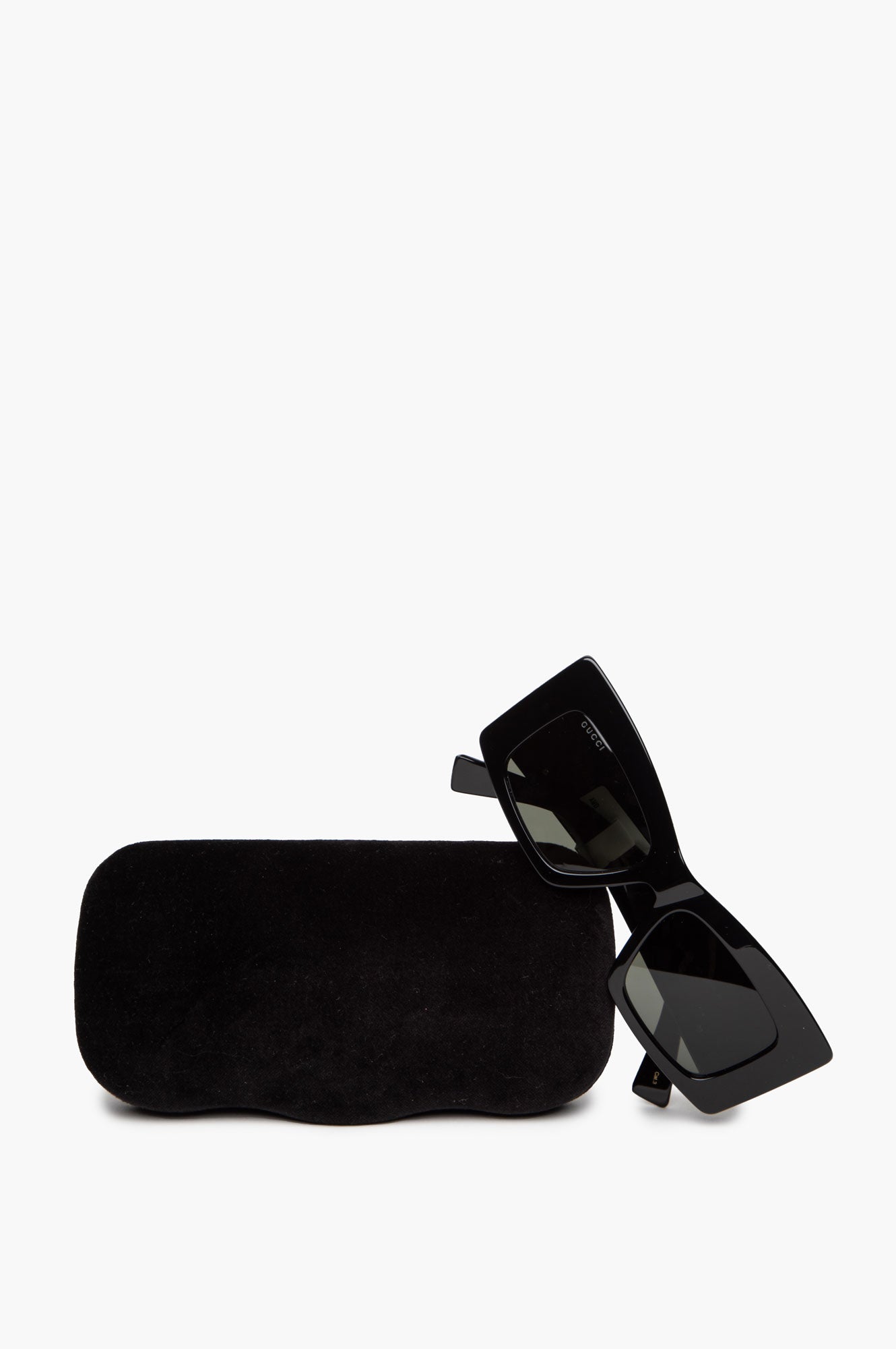 Gucci Black Interlocking G GG1842S Sunglasses