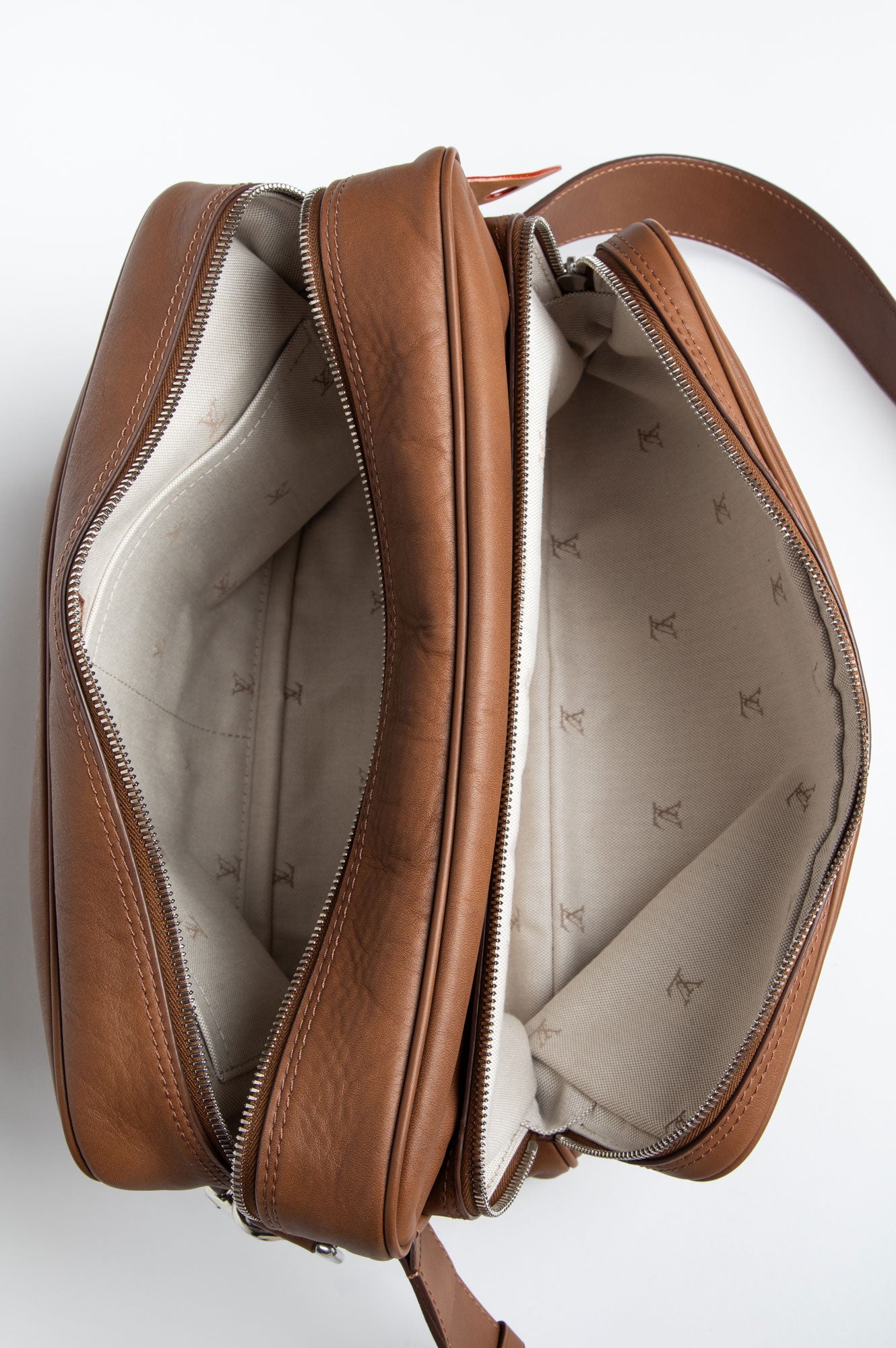 Louis Vuitton Nil XL Travel Bag