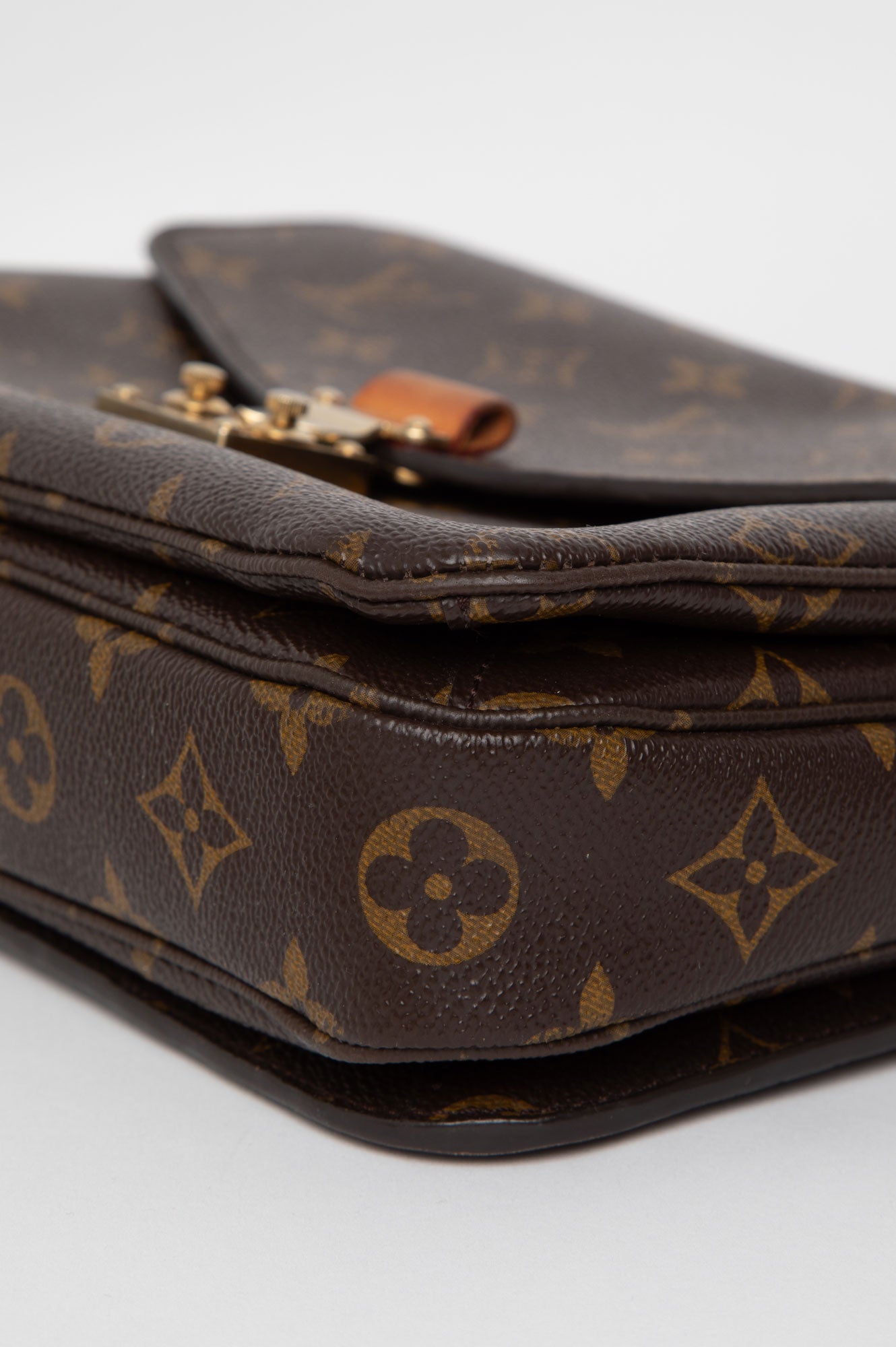 Louis Vuitton Monogram Metis Pochette Bag
