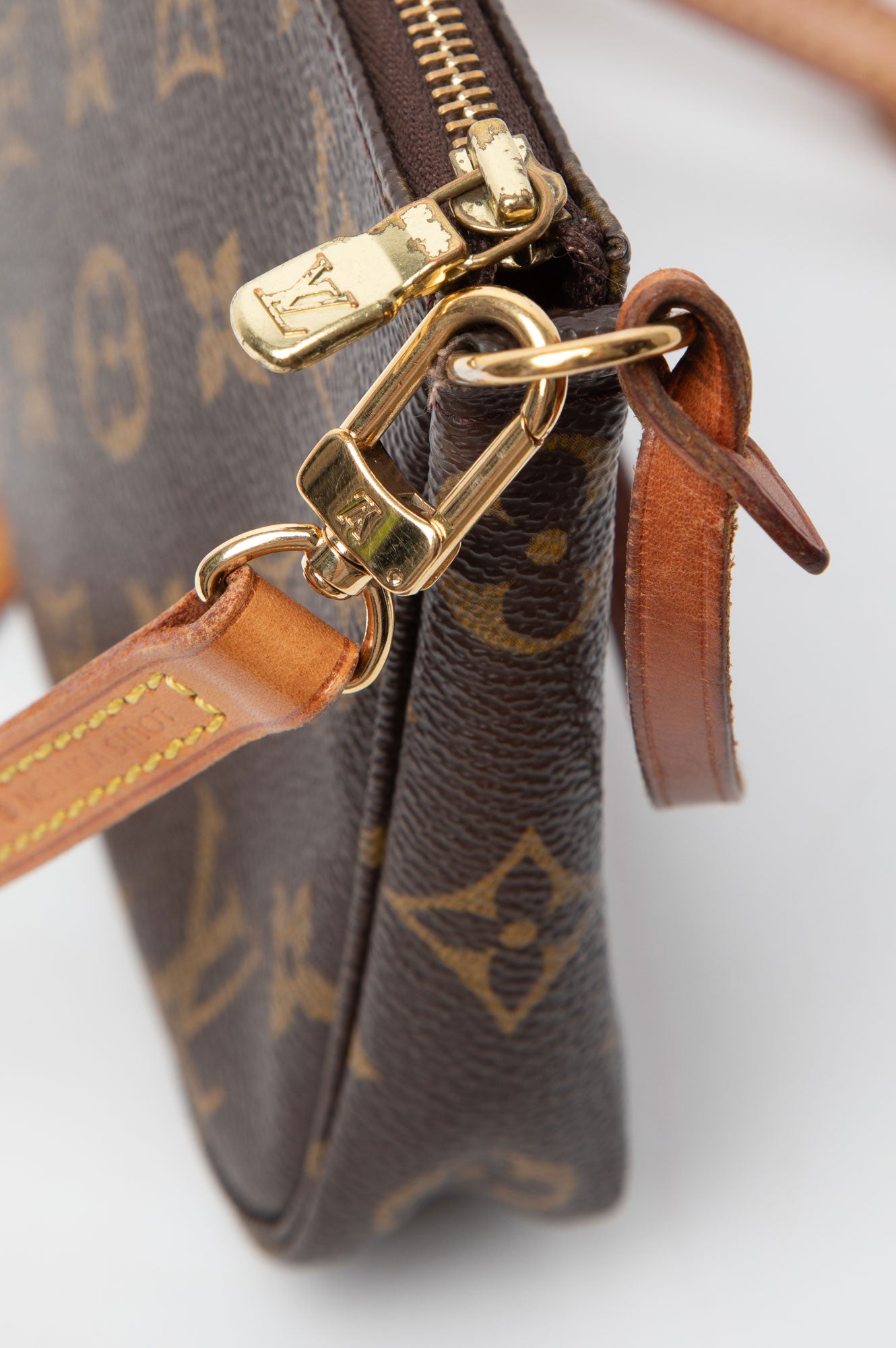 Louis Vuitton Monogram Pochette