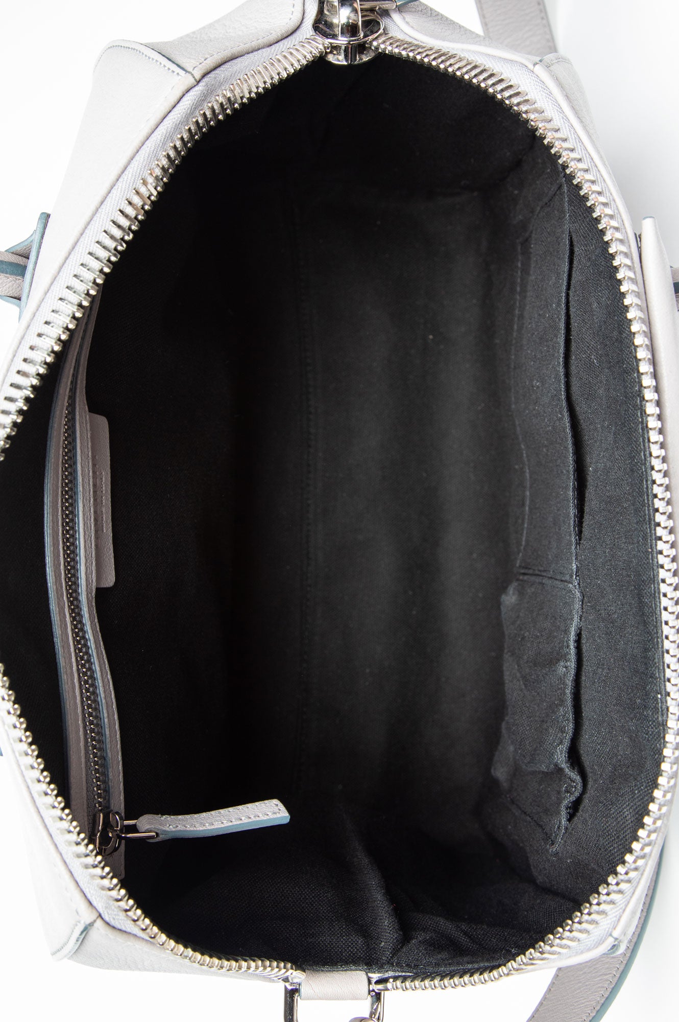 Givenchy Grey Grained Leather Medium Antigona Bag