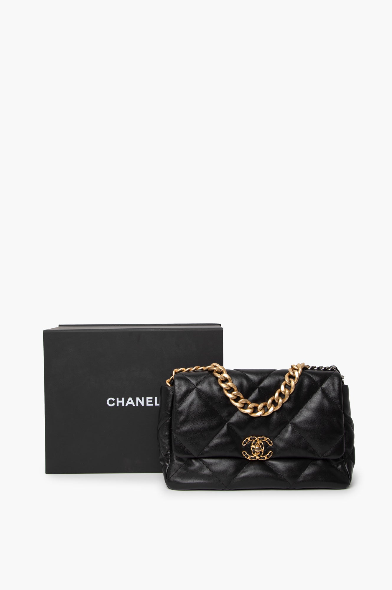 Chanel 19 Black Medium G/S Hardware