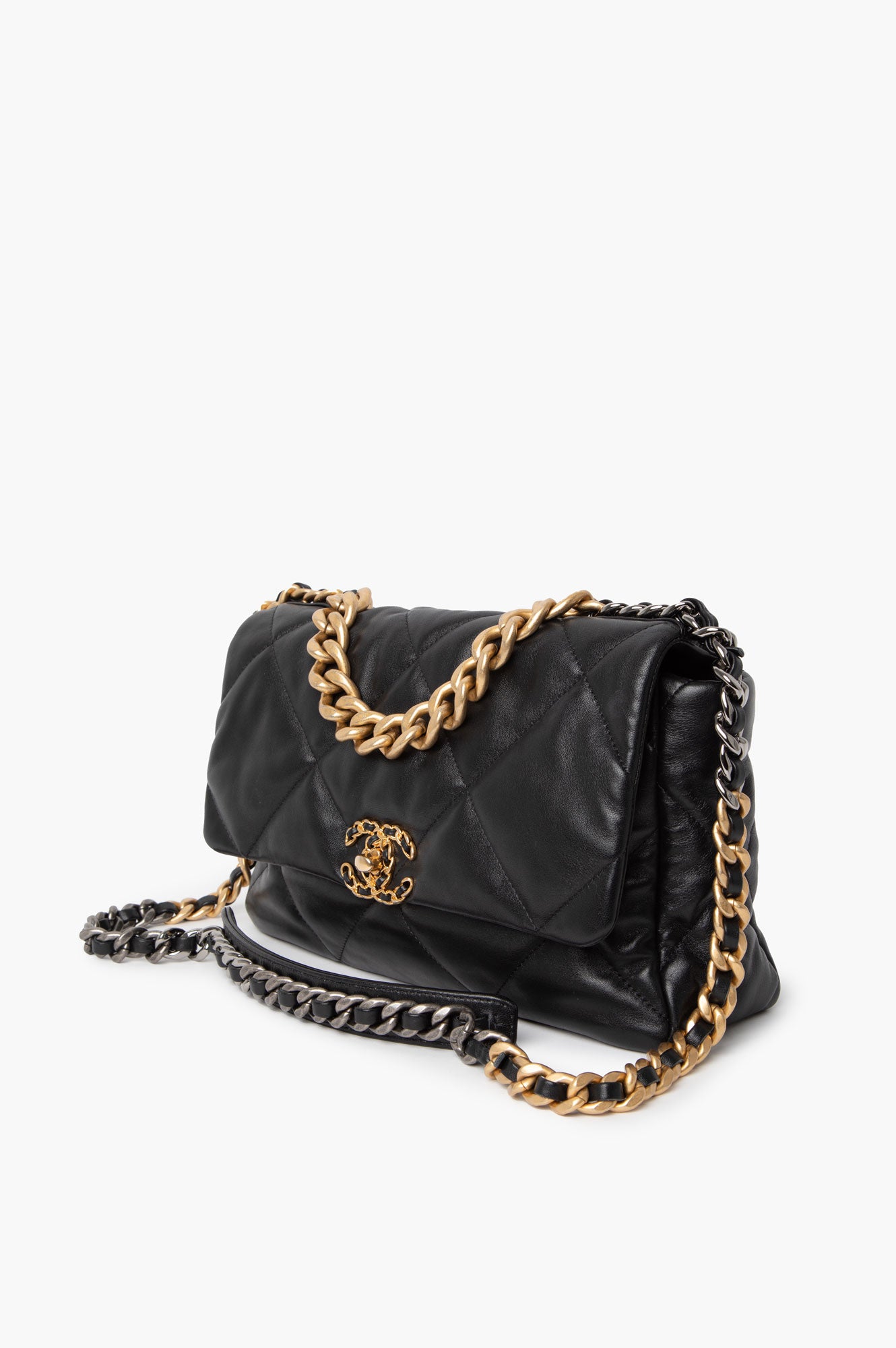 Chanel 19 Black Medium G/S Hardware