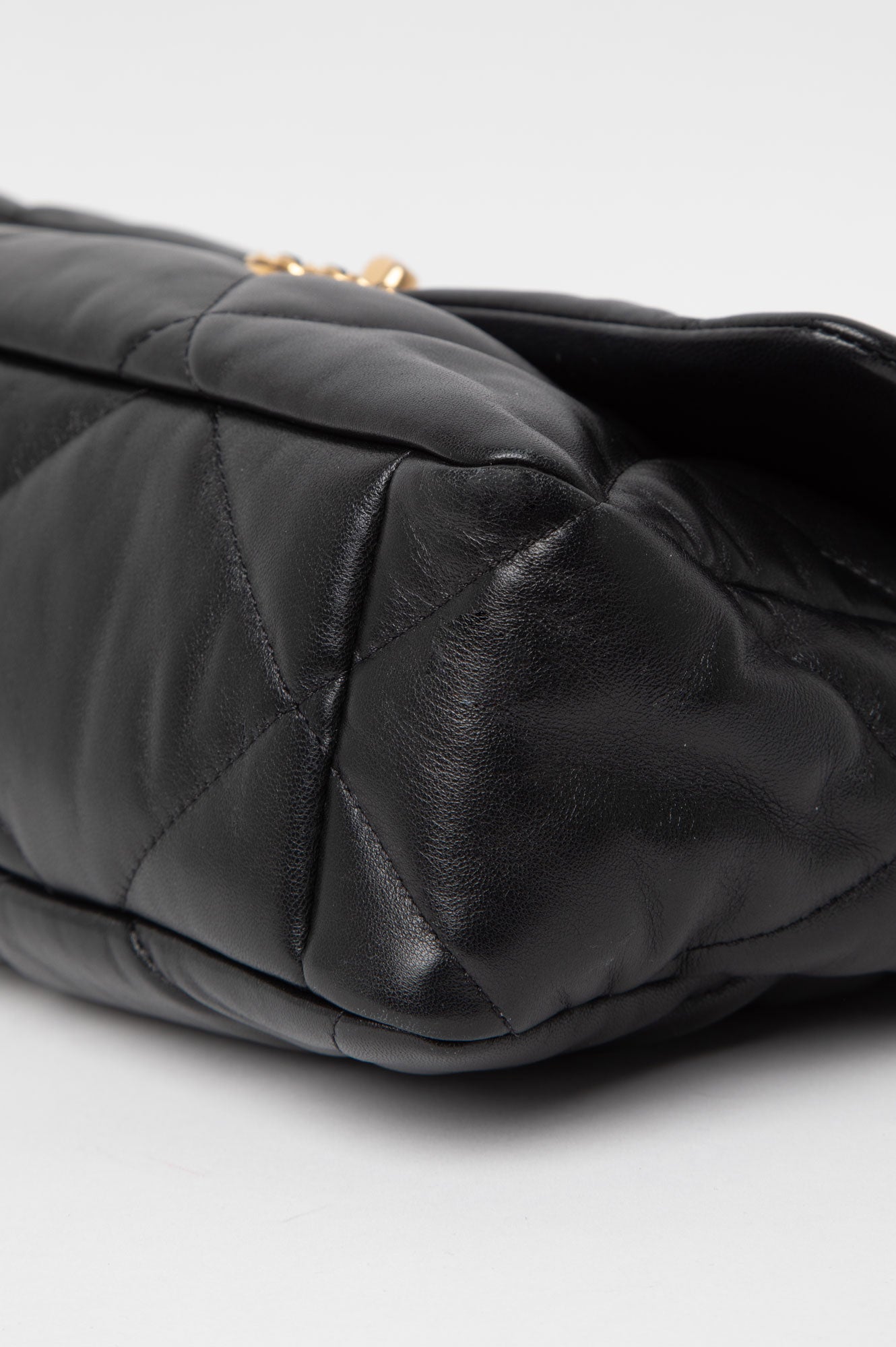 Chanel 19 Black Large G/S Hardware