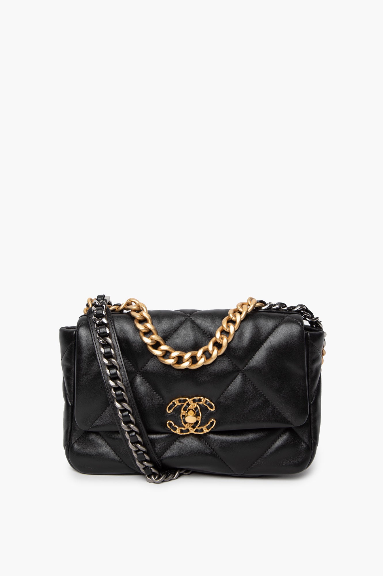 Chanel 19 Black Medium G/S Hardware
