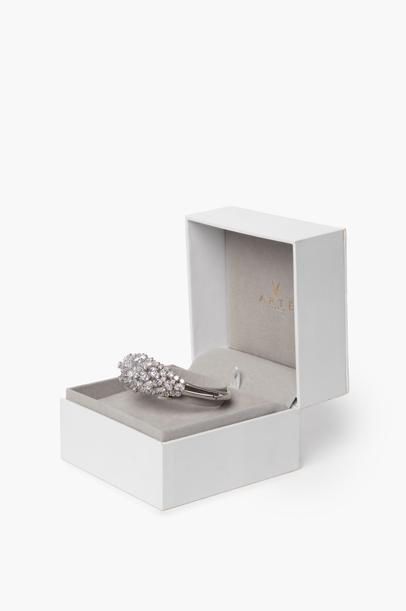 ARTE Crystal Bangle Bracelet