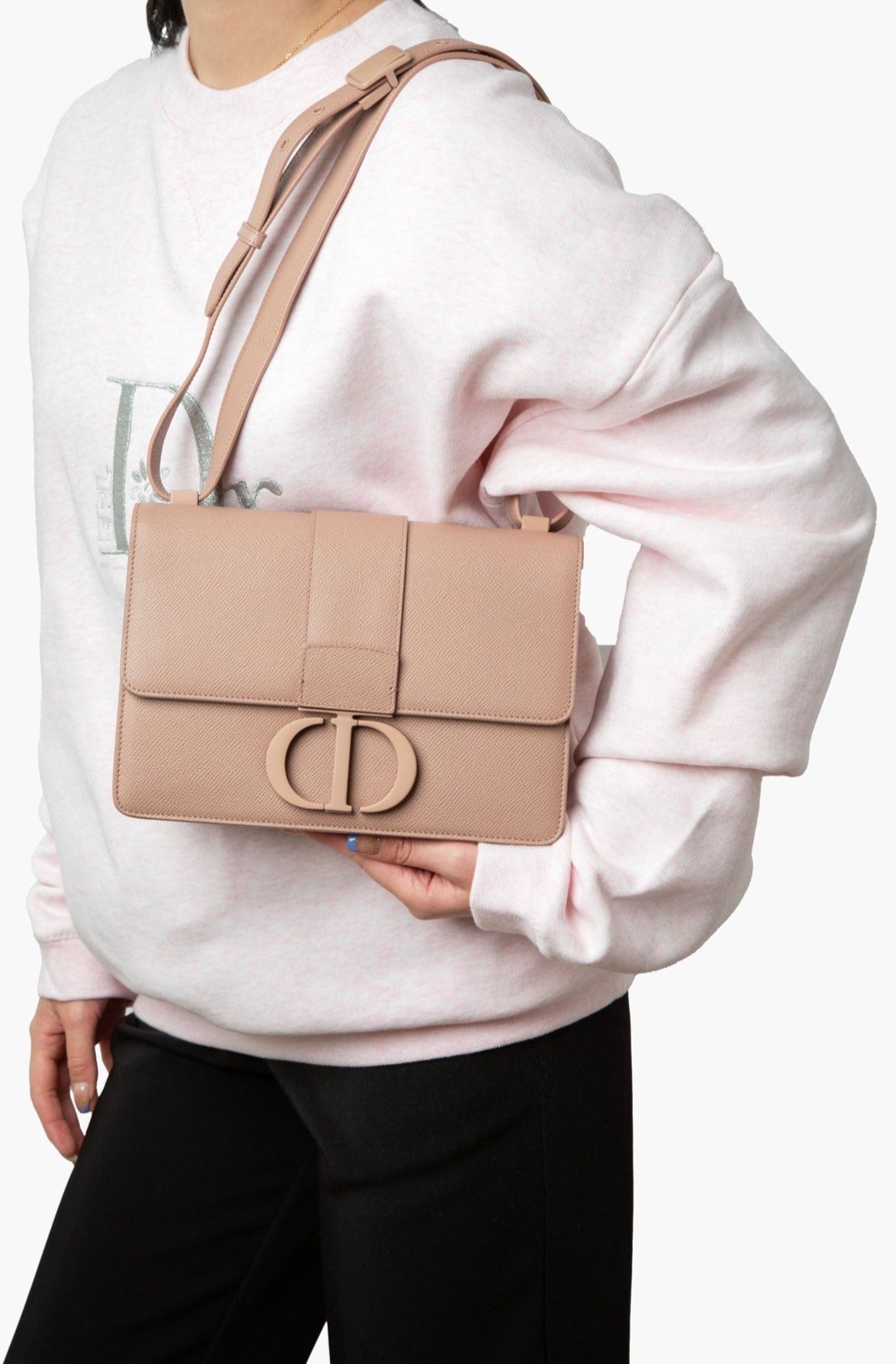 Christian Dior Ultra Matte Montaigne 30