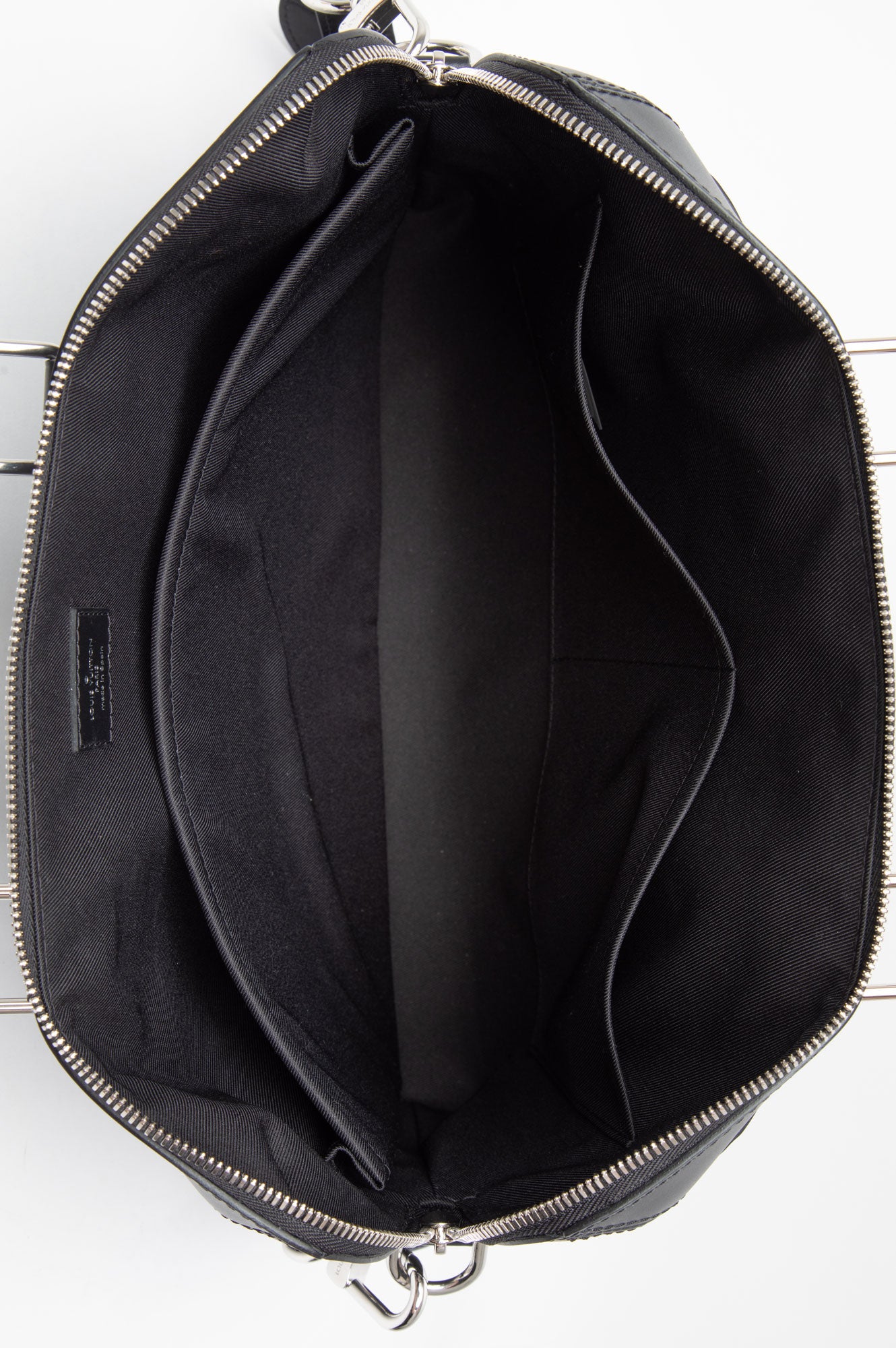 Louis Vuitton Black Epi Leather Oliver Briefcase