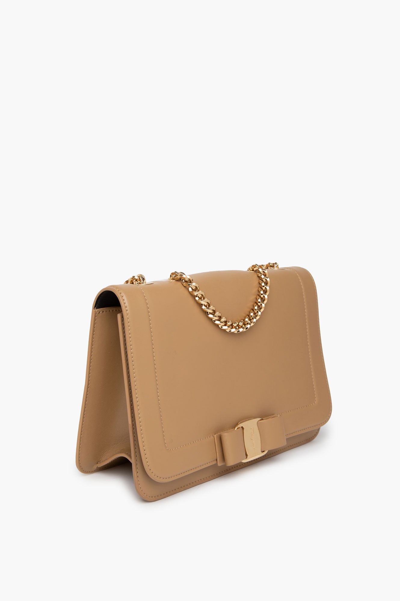 Salvatore Ferragamo Beige Leather Bow Chain Shoulder Bag