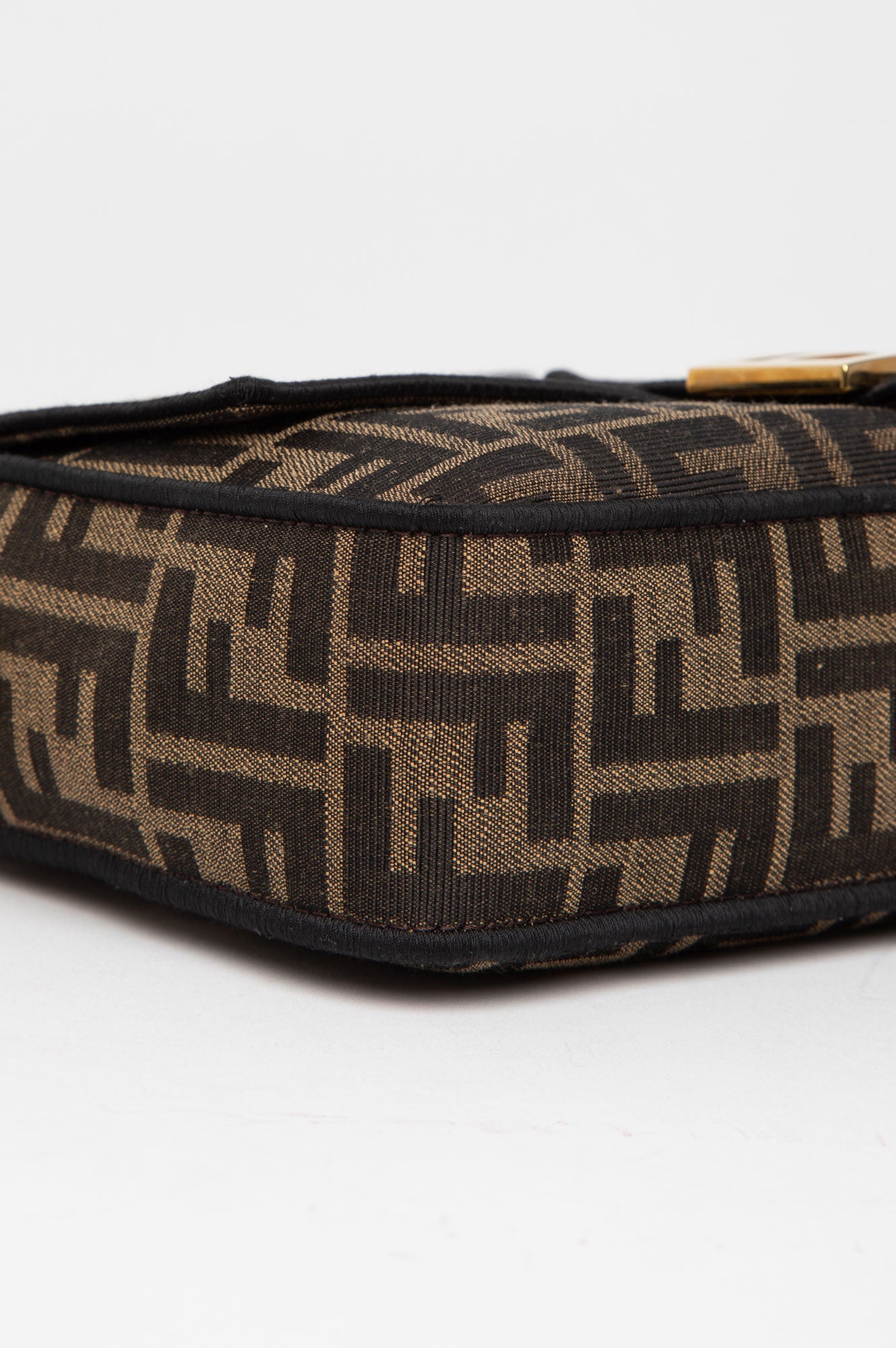 Fendi Baguette FF Jacquard 2-Ways Baguette Bag