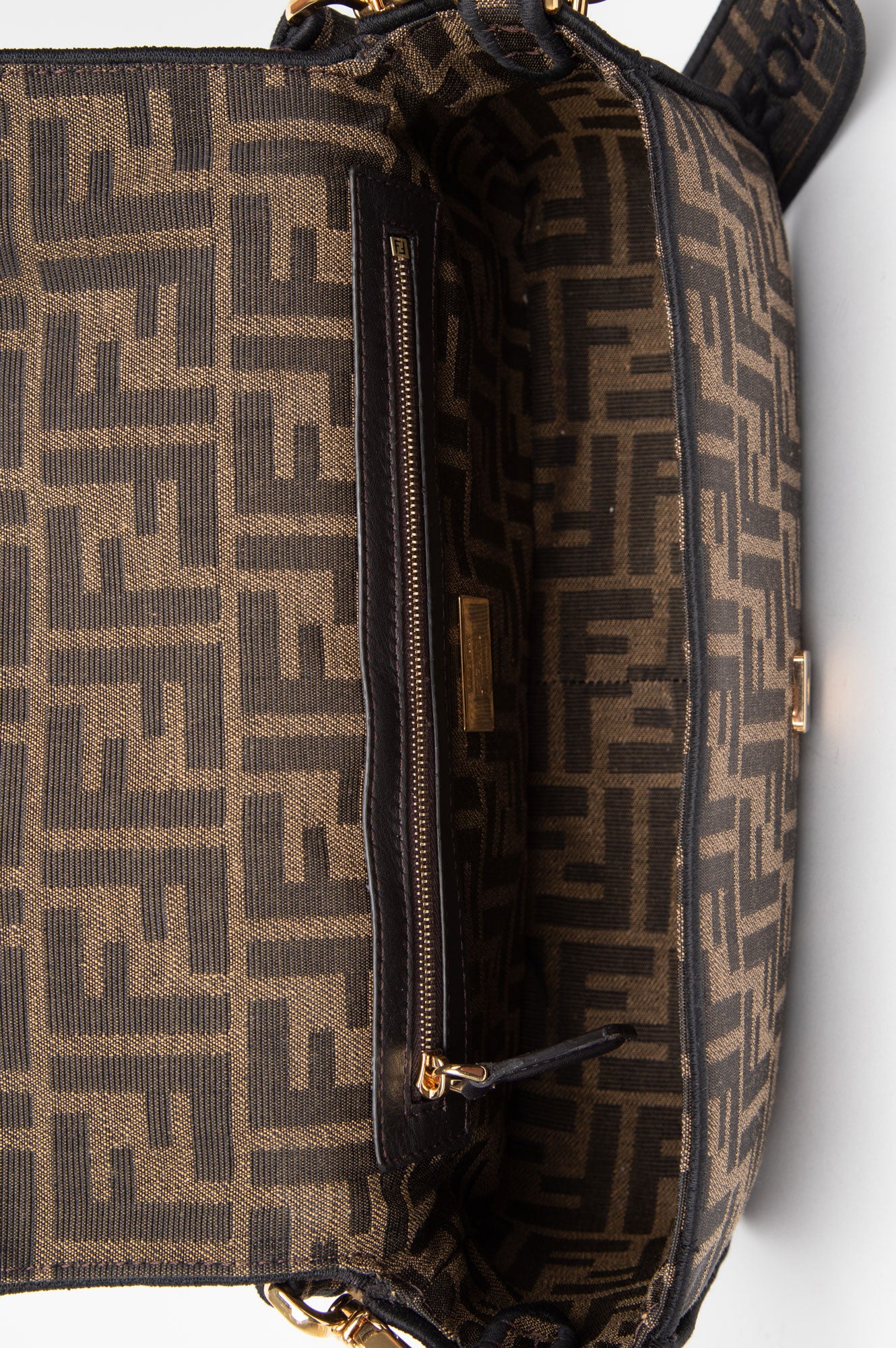 Fendi Baguette FF Jacquard 2-Ways Baguette Bag