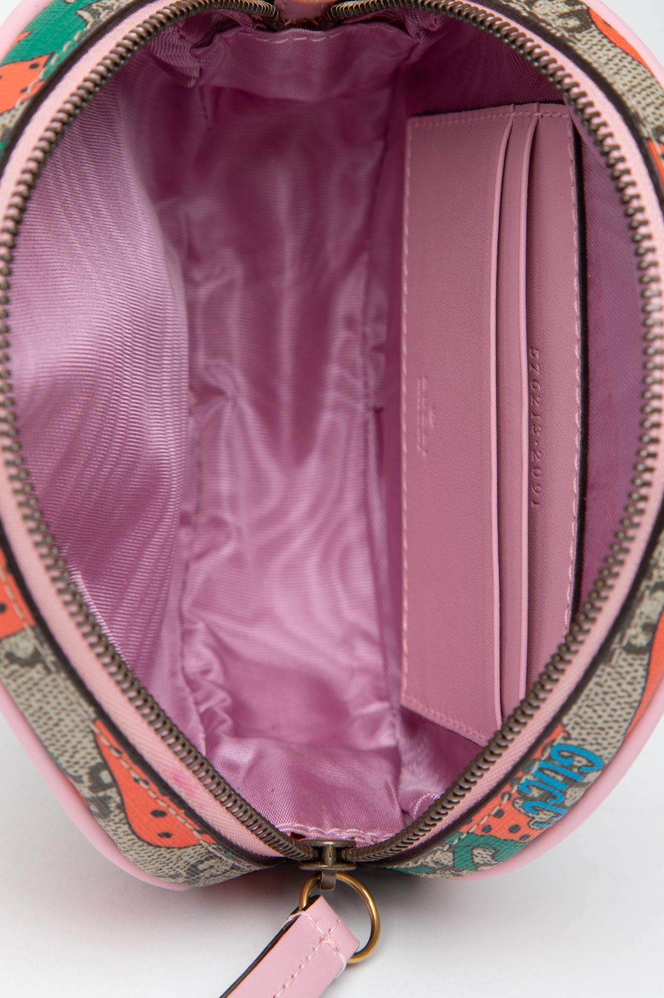 Gucci GG Supreme Strawberry Round Wristlet Bag