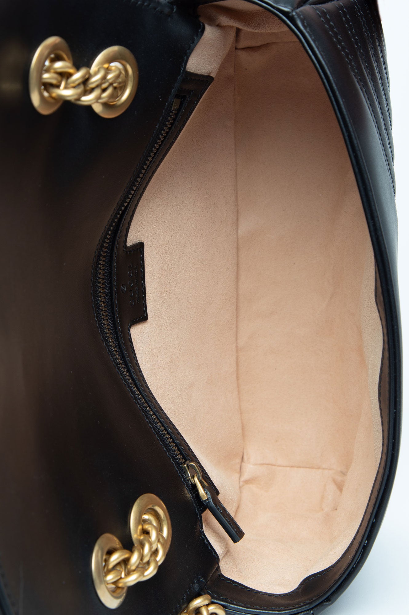 Gucci GG Marmont Mini Quilted Leather Shoulder Bag