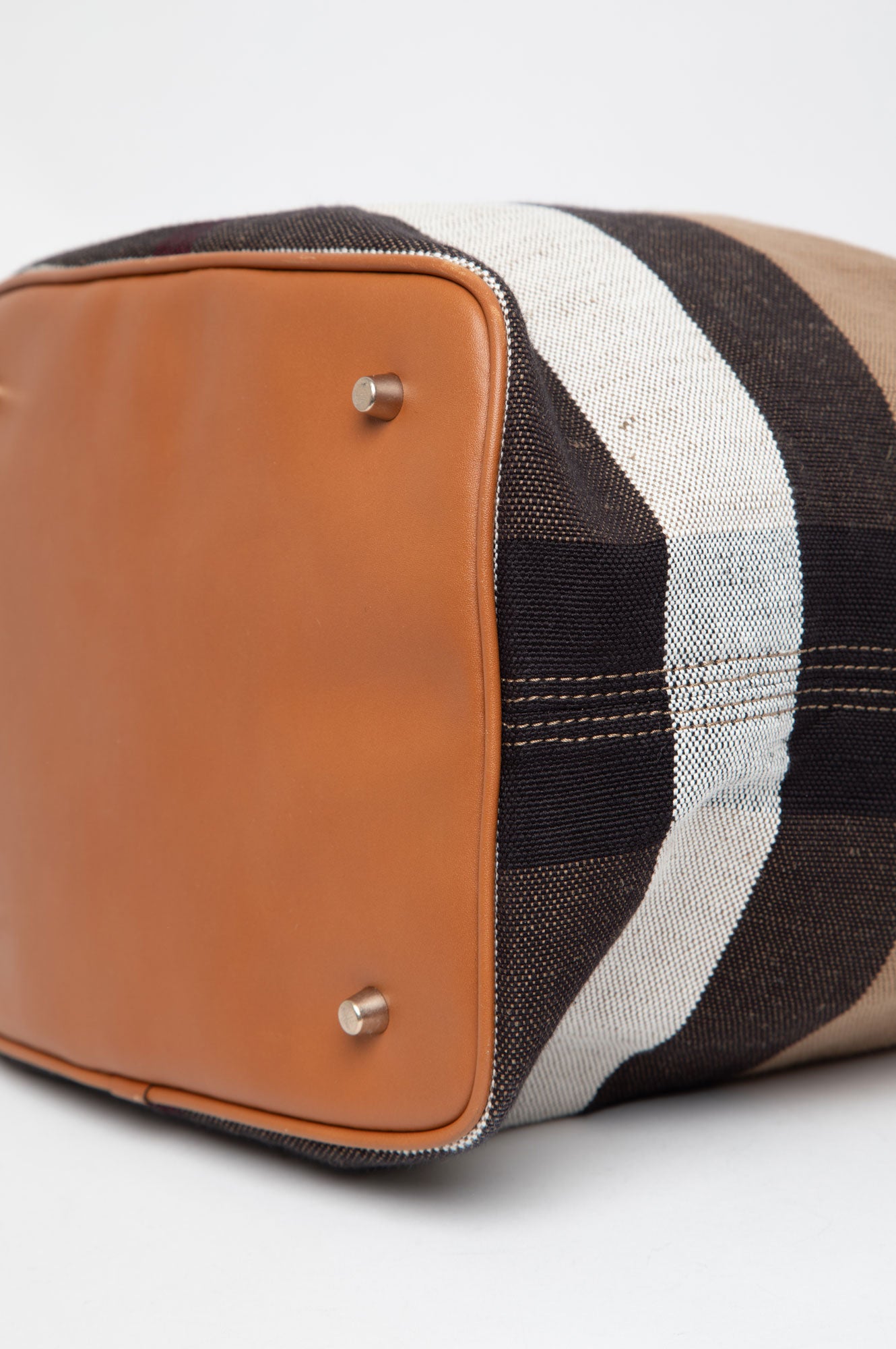 Burberry Nova Check Ashby Bucket Bag