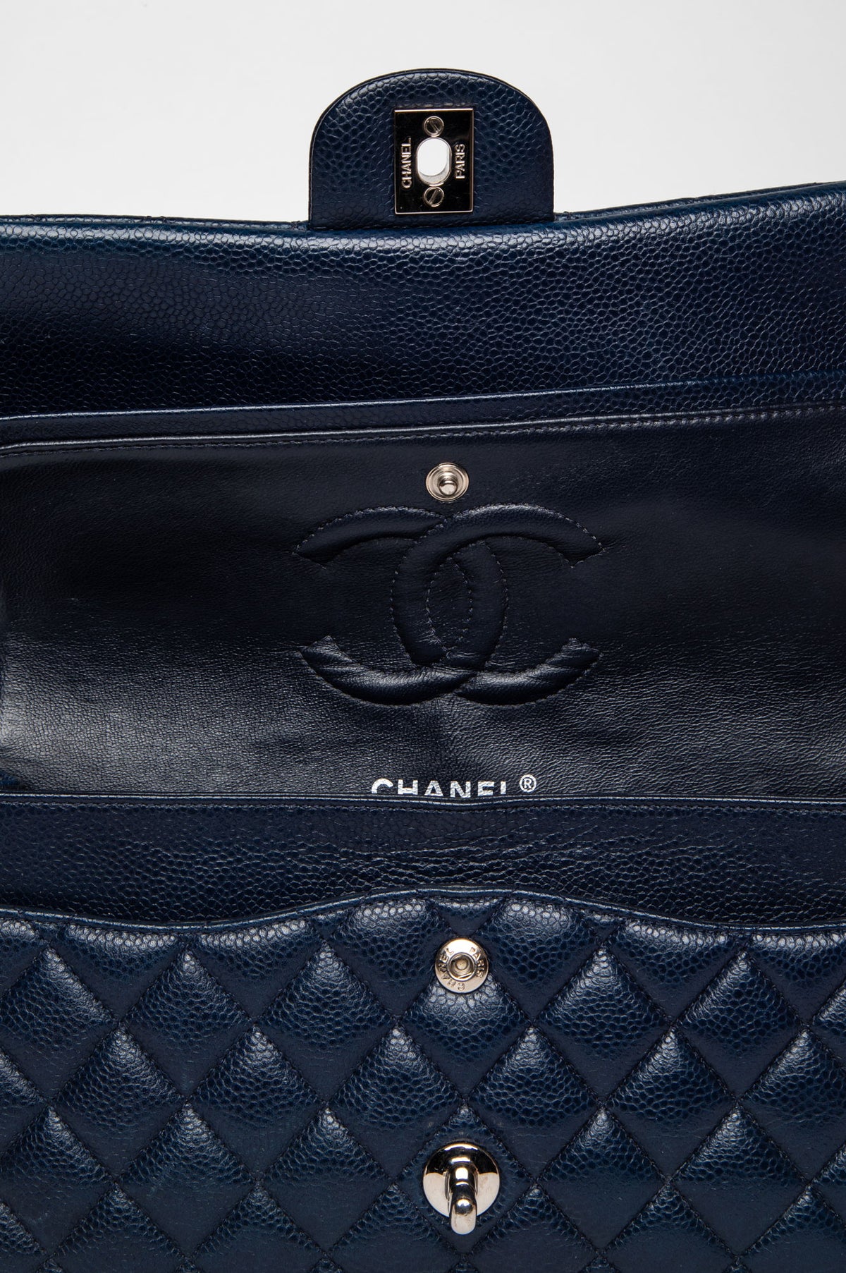 Chanel Navy Blue Caviar Medium Classic Flap SHW