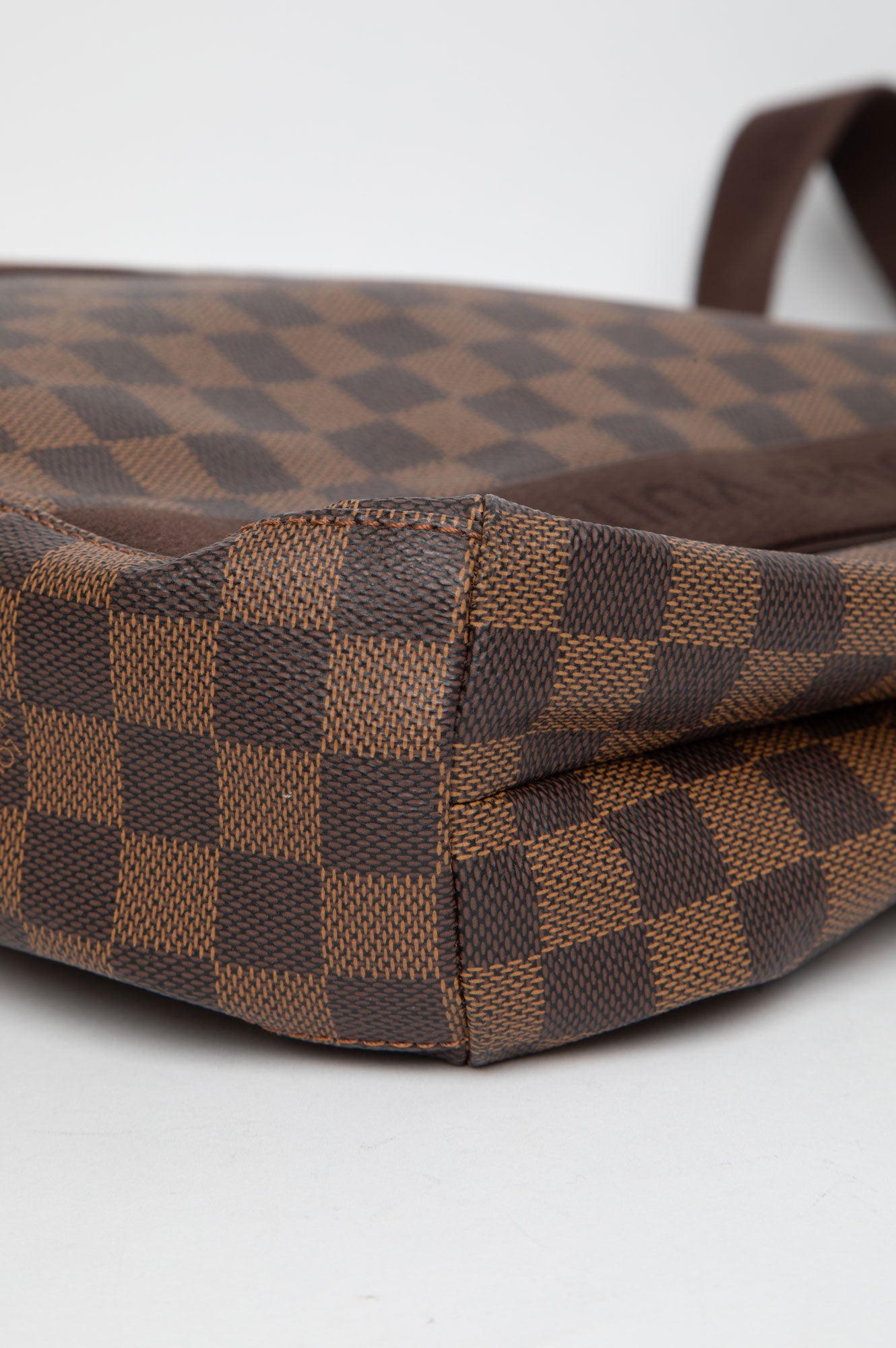 Louis Vuitton Damier Eben Cabas Beaubourg Tote