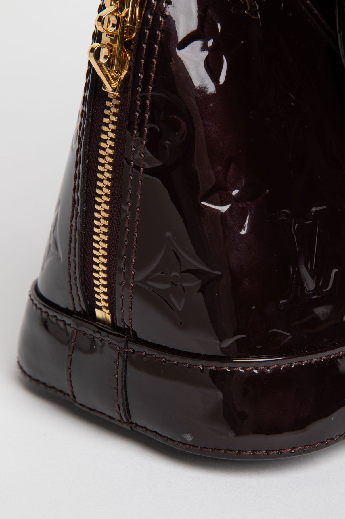 Louis Vuitton Monogram Amarante Vernis Alma BB