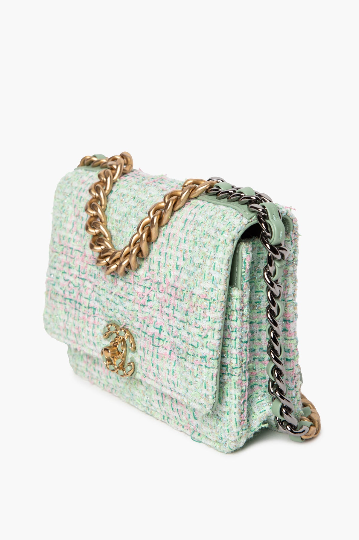 Chanel Cruise 2024 Green Iridescent Tweed 19 WOC