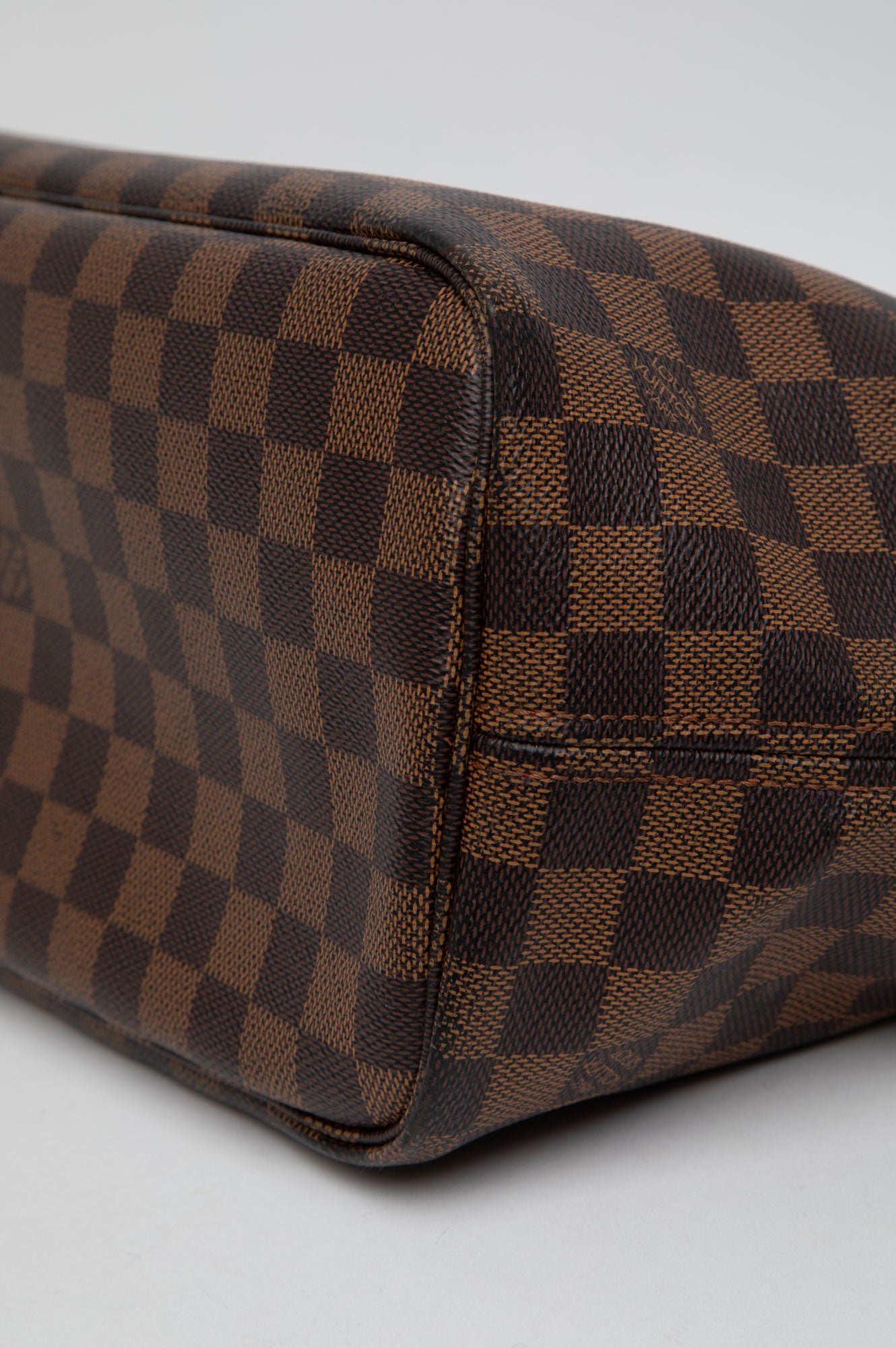 Louis Vuitton Damier Ebene Neverfull MM