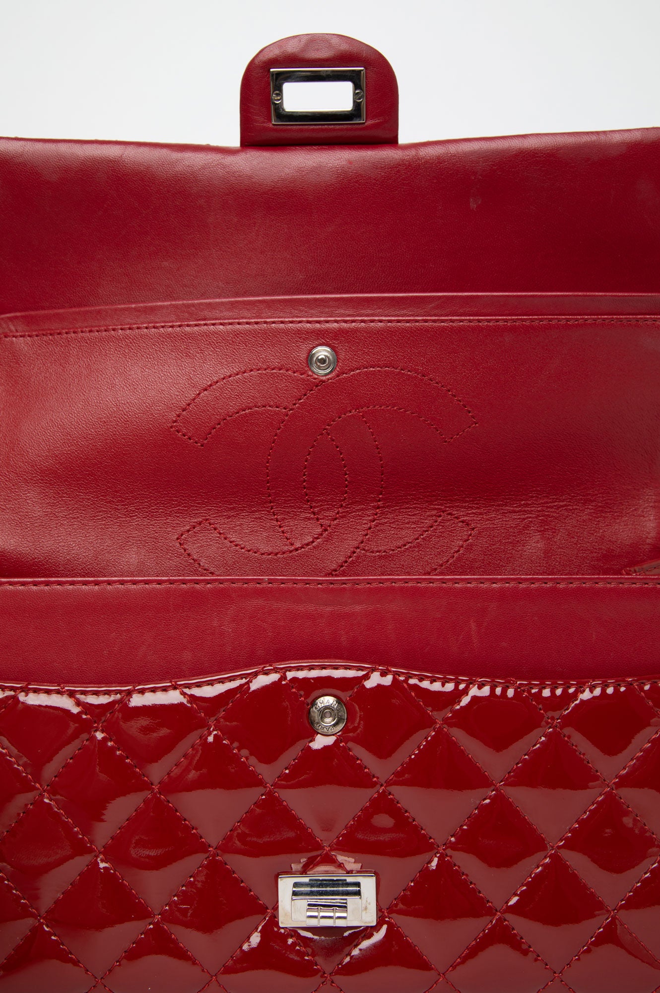 Chanel 2010 Red Patent 2.55 Reissue Double Flap 226