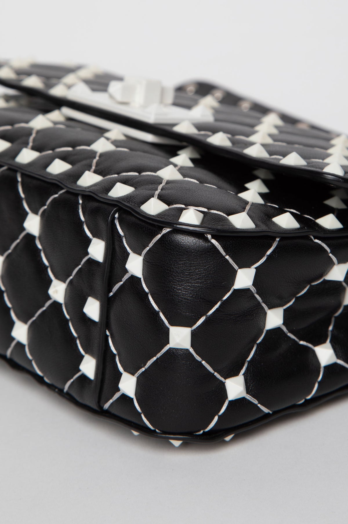 Valentino Black/White Rockstud Chain Bag